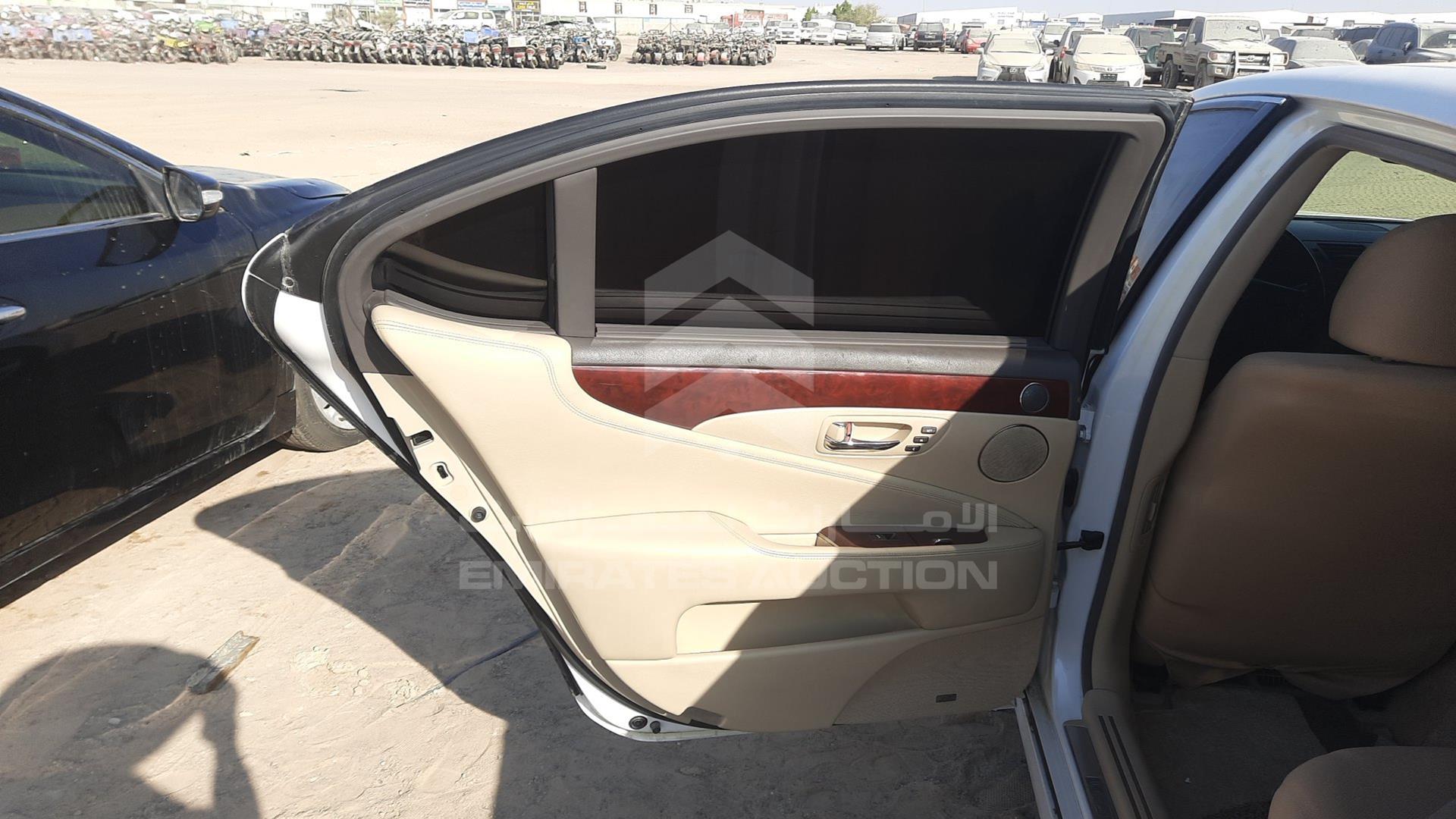 2008 LEXUS LS 460 VIN: JTHGM46F785028994