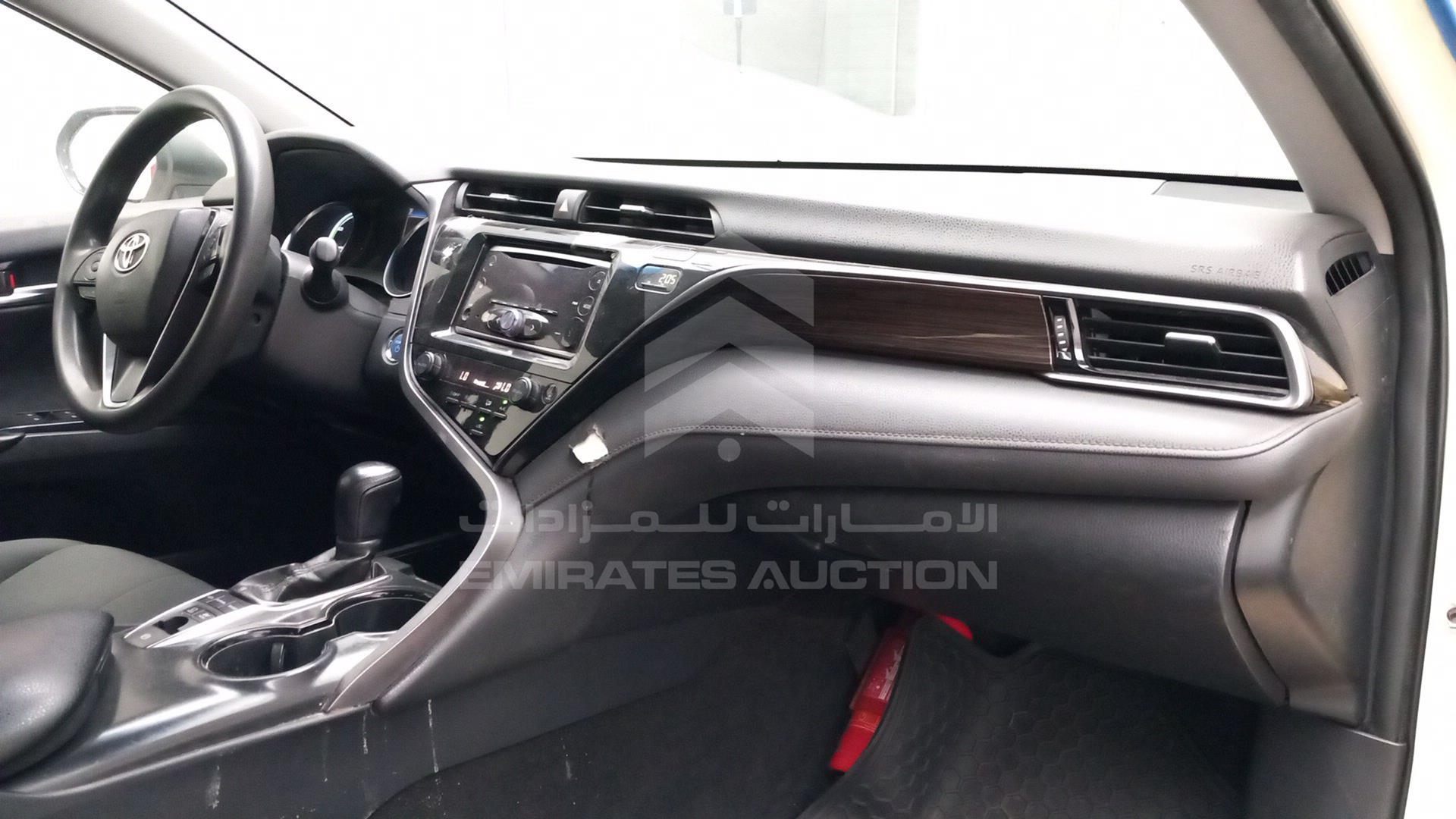 2020 TOYOTA CAMRY HYBRID VIN: JTNB29HK8L3060801