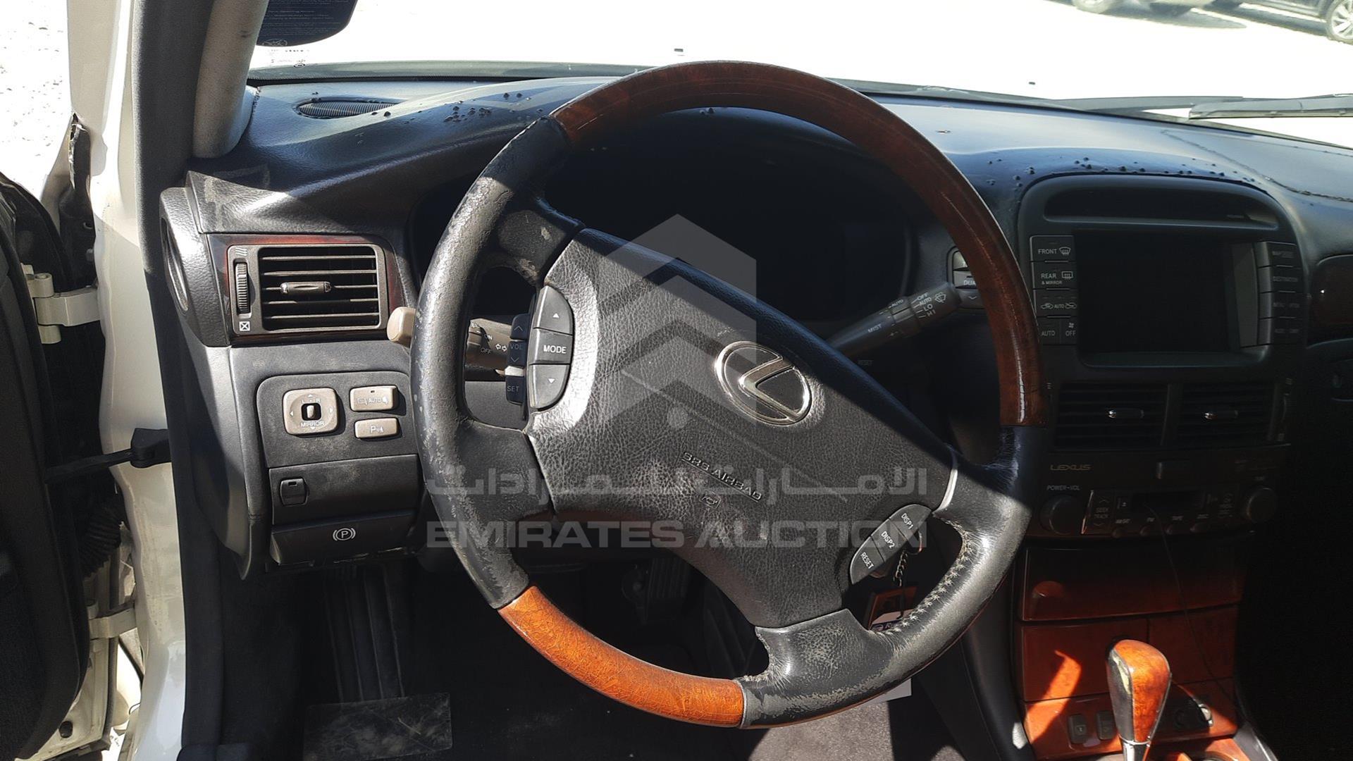2005 LEXUS LS 430 VIN: JTHBN36F055010236