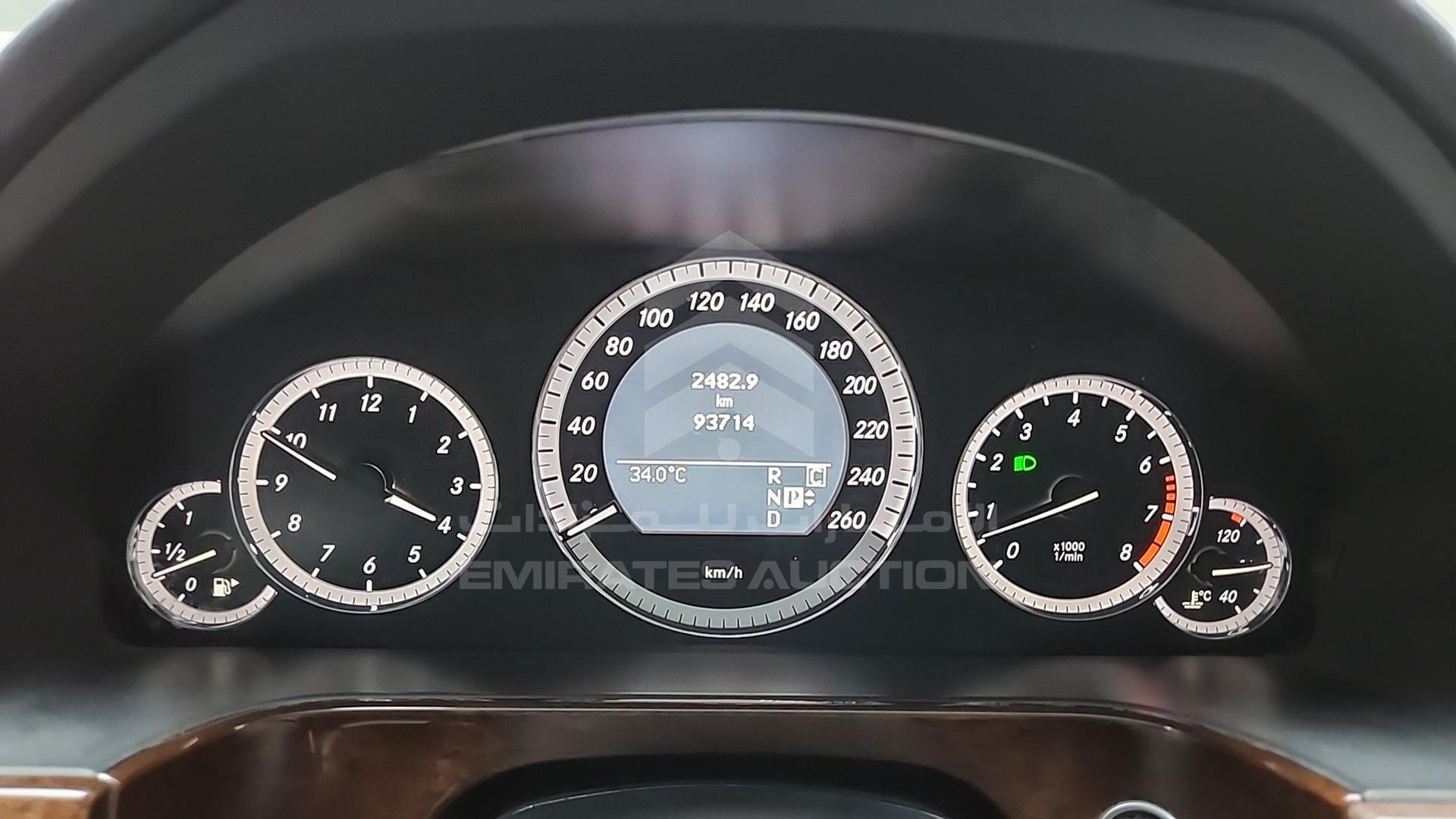 2010 MERCEDES E 300 VIN: WDDHF5EB7AA258364