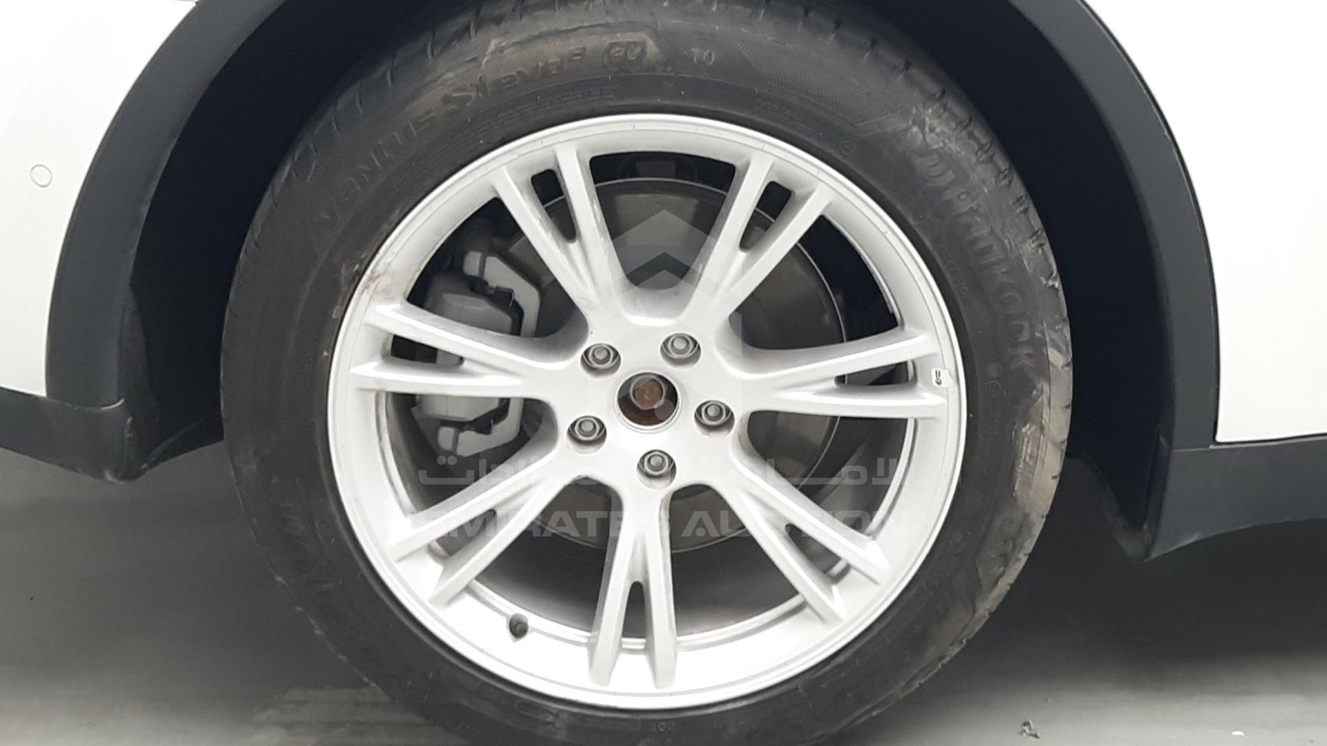 2022 TESLA MODEL Y VIN: LRWYGCEK8NC238045