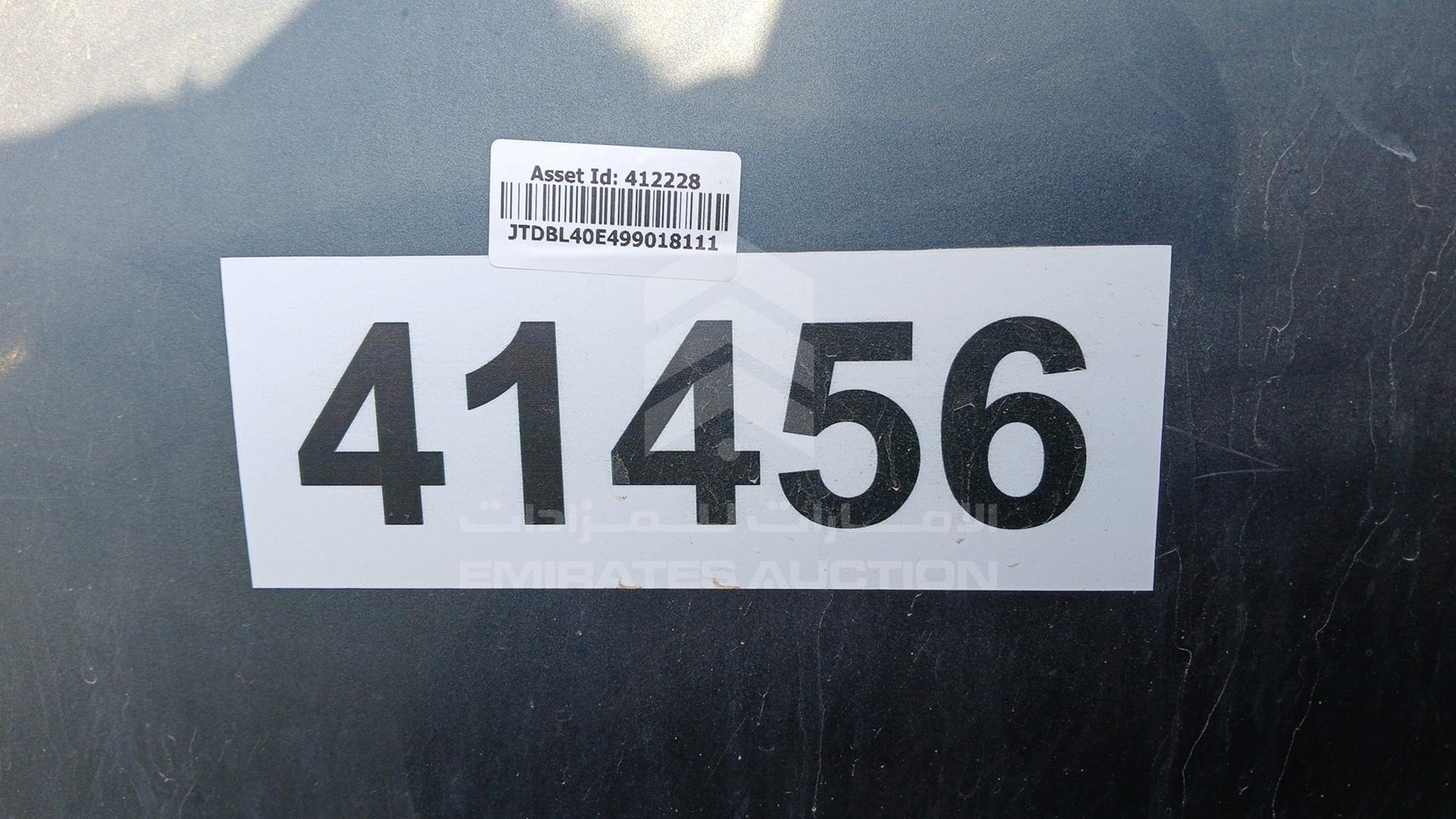 2009 TOYOTA COROLLA VIN: JTDBL40E499018111