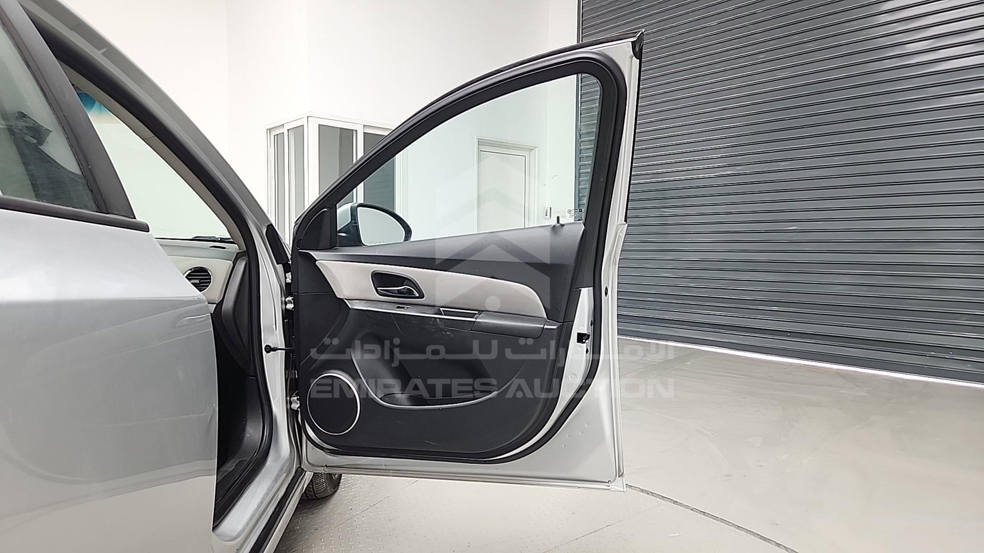2016 CHEVROLET CRUZE LS VIN: KL1PJ5C54GK330598