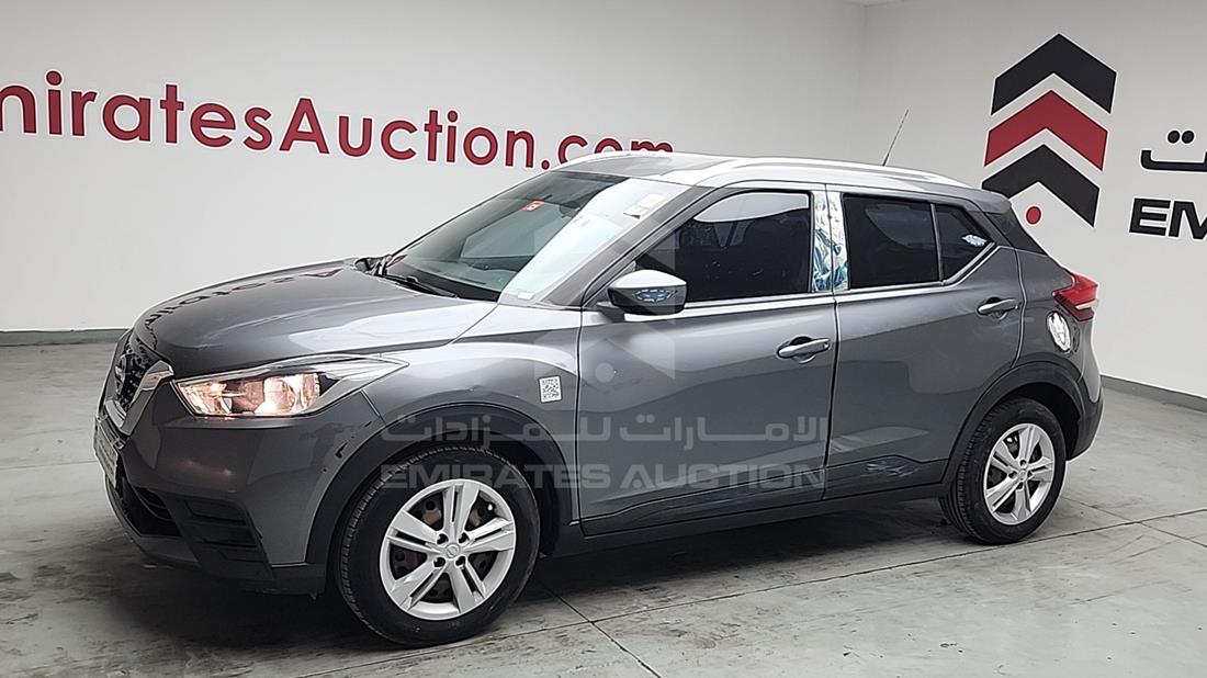 2020 Nissan Kicks — Front Left Angle — Photo 4