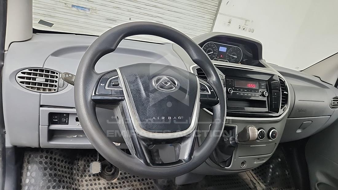 2022 Maxus V80 — Steering & Mounted Controls — Photo 14