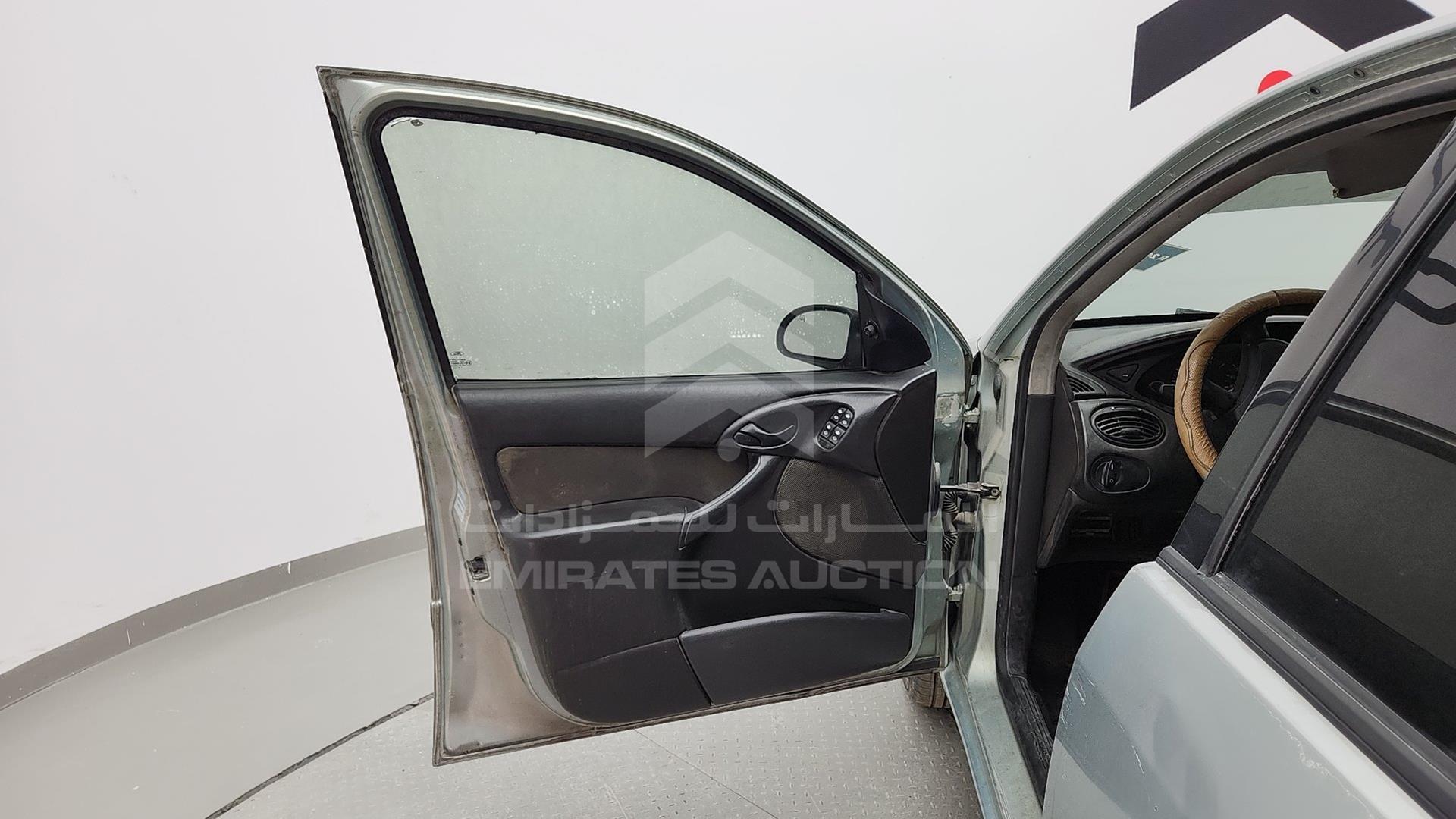 2004 FORD FOCUS VIN: WF0SD94L14VA61971