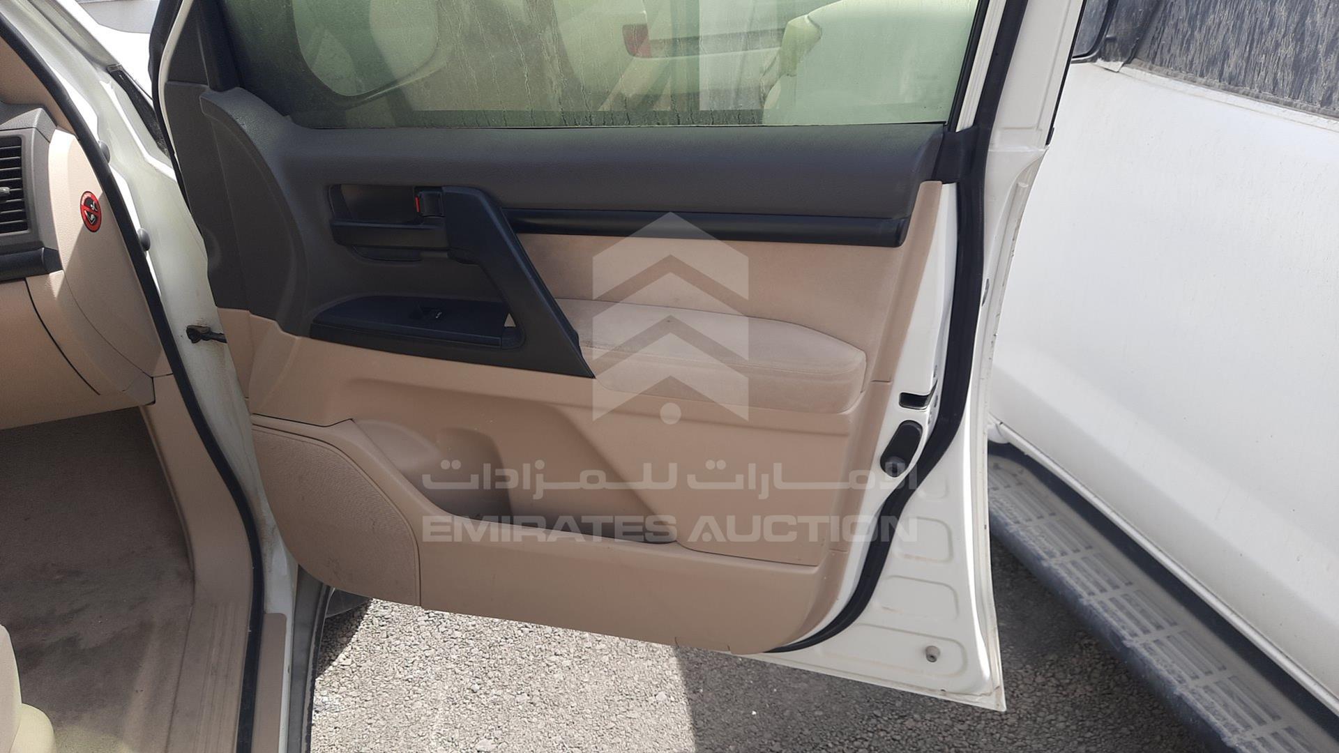 2013 TOYOTA LAND CRUISER VIN: JTMDU09J1D5066261