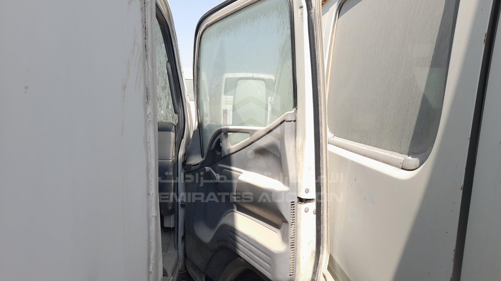 2007 MITSUBISHI CANTER VIN: JL6BCE6J57K022031