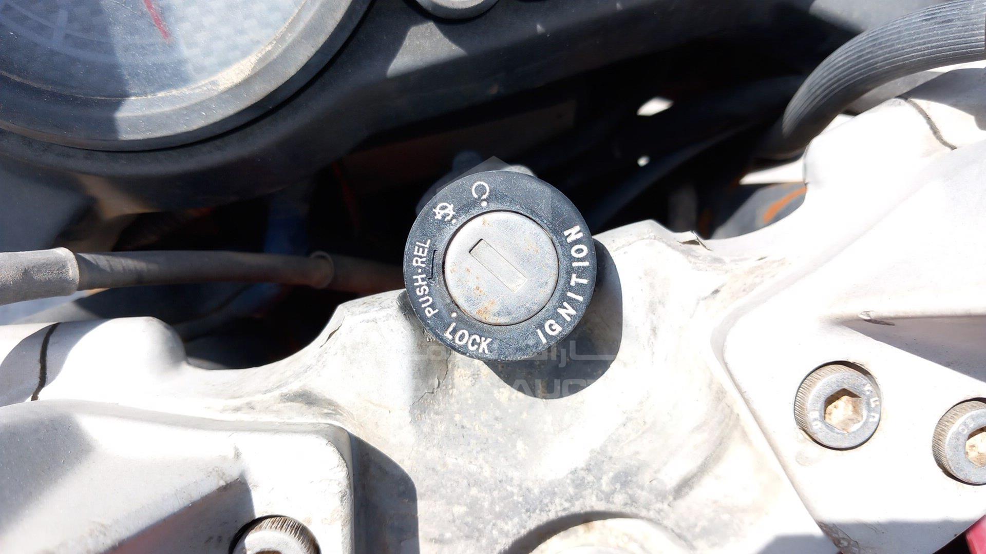 2011 BAJAJ 150 CC VIN: MD2DHDHZZUCC83317