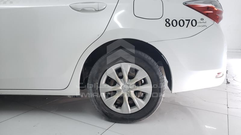 RKLBB9HE9J5206559 Auction: EmiratesAuction Lot: 404120 RKLBB9HE9J5206559 Toyota Corolla 2018 WHITE Photo 30