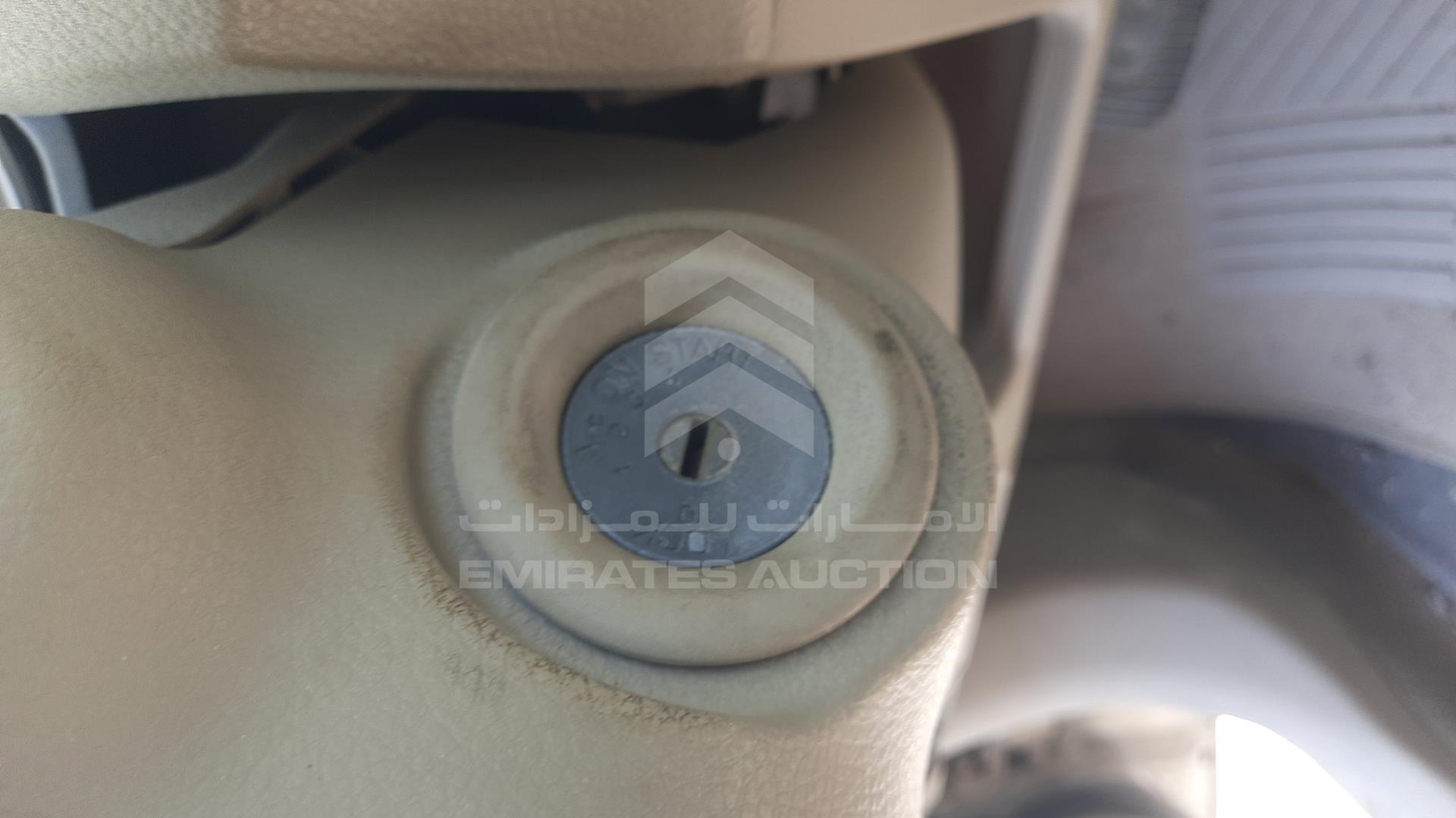 2009 NISSAN TIIDA VIN: JN1CC11C89T038075