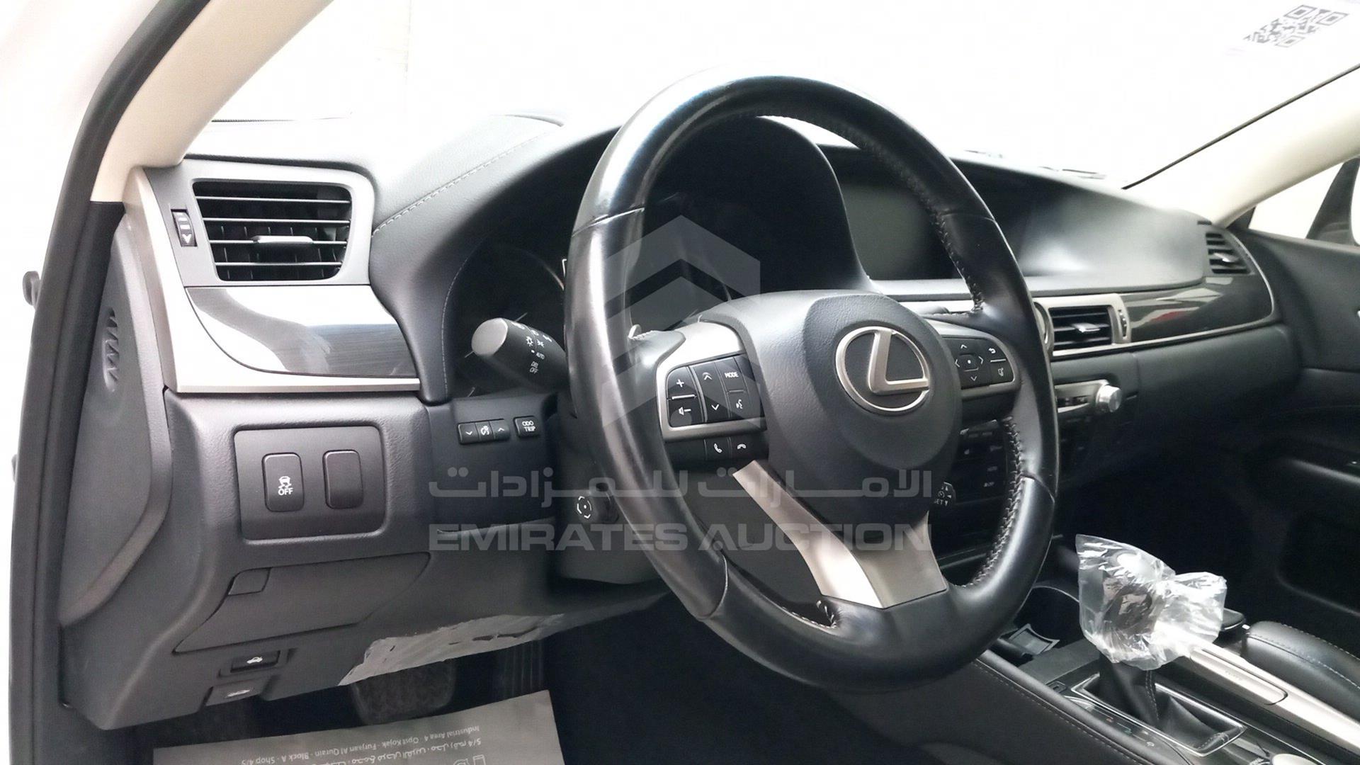 2016 LEXUS GS 200T VIN: JTHBA1BL8GA000589