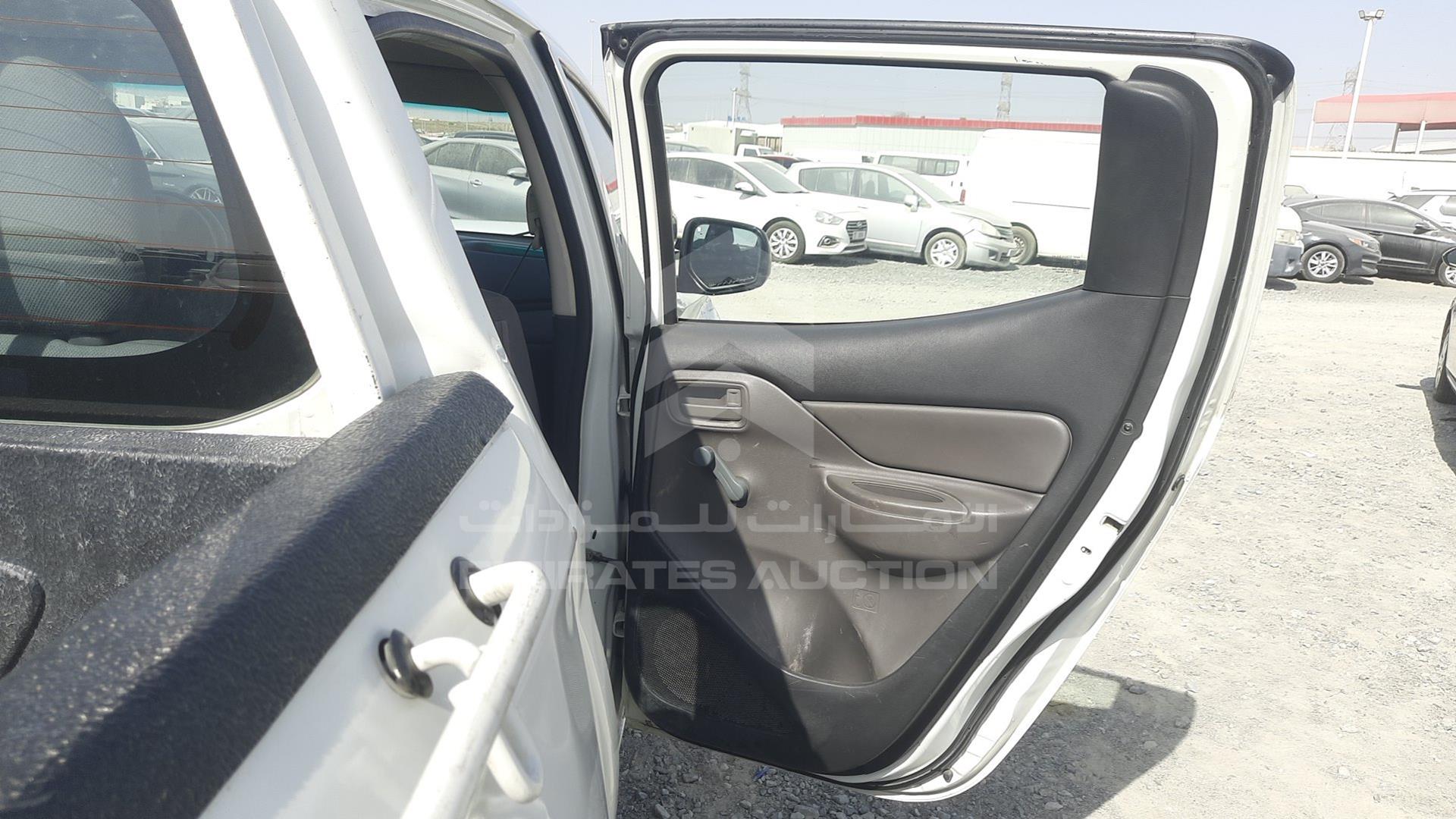 2016 MITSUBISHI L 200 VIN: MMBJNKJ40GH045491