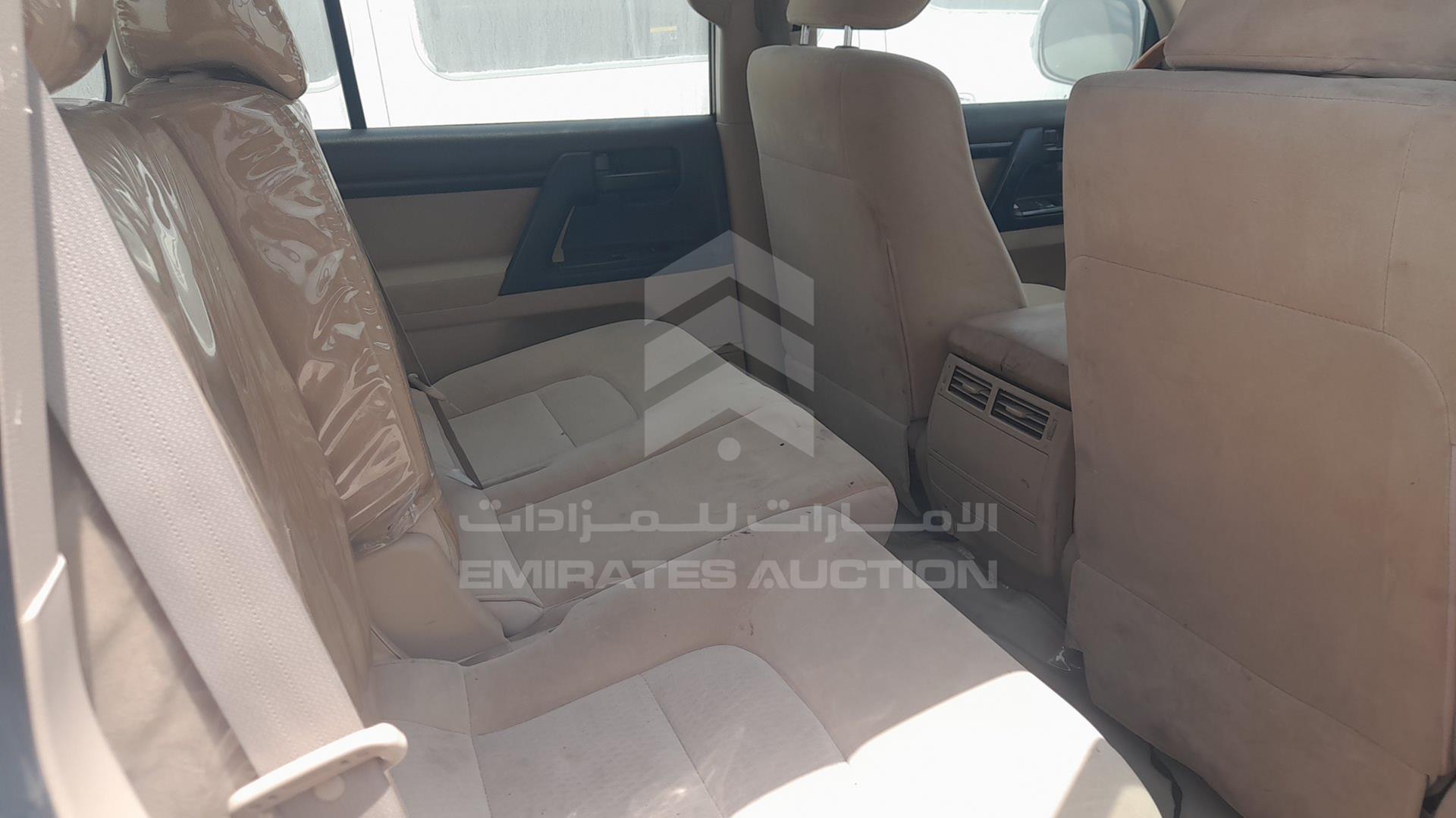 2013 TOYOTA LAND CRUISER VIN: JTMDU09J1D4063740