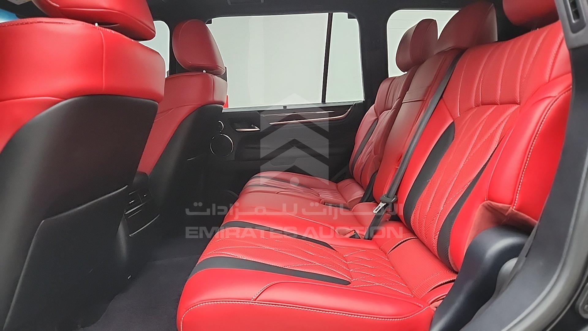 2020 LEXUS LX 570 VIN: JTJHY00W8L4331290