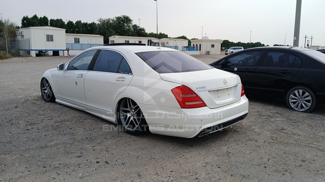 مرسيدس اس 550 2011 — الزاوية الخلفية اليسرى — صورة 7