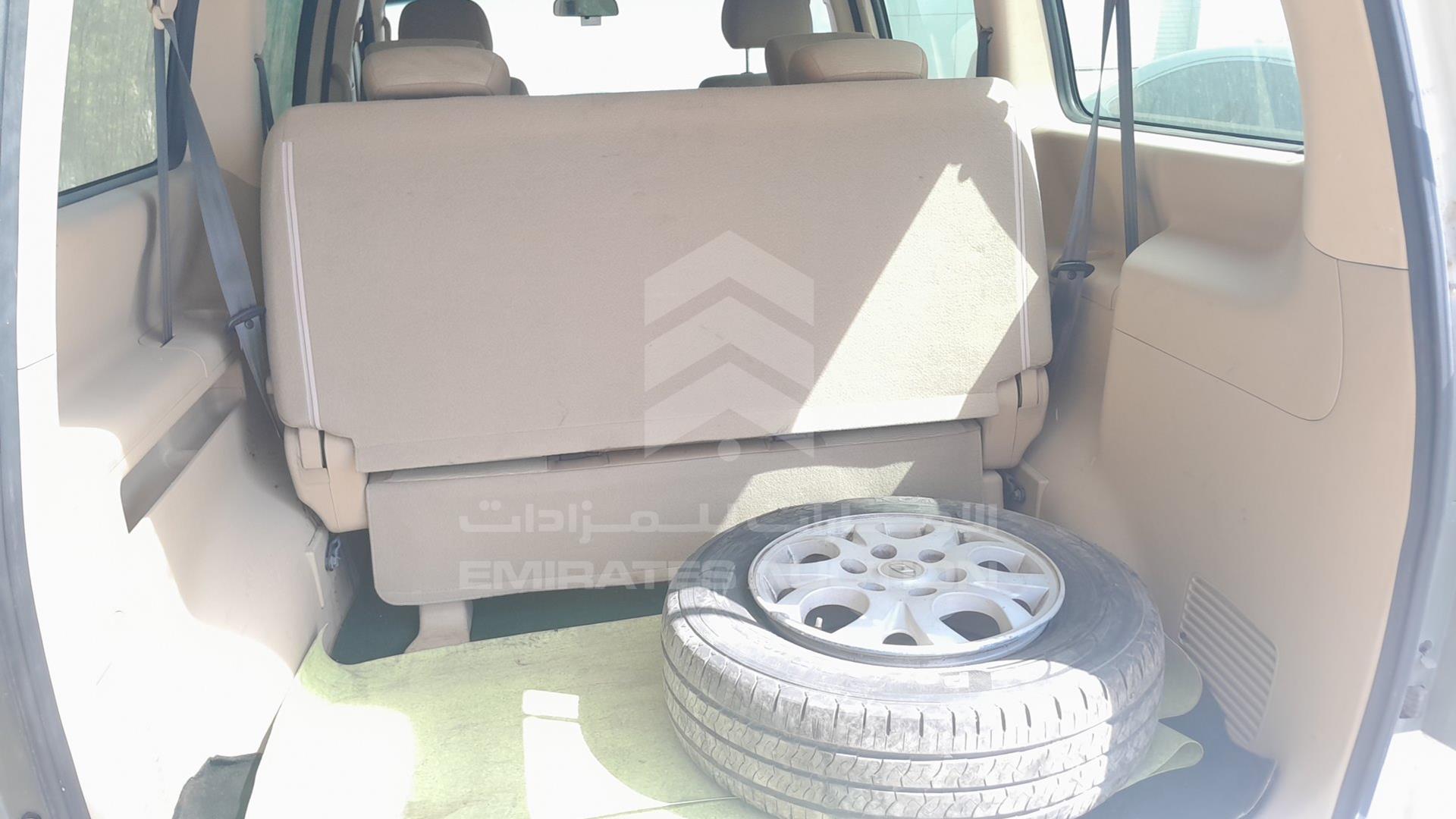 0 HYUNDAI H1 VIN: KMHWH81RXCU454375