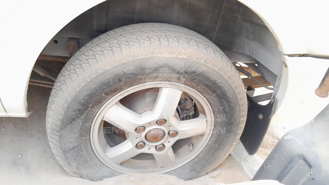 2014 Maxus V80 — Rear Left Tyre — Photo 30