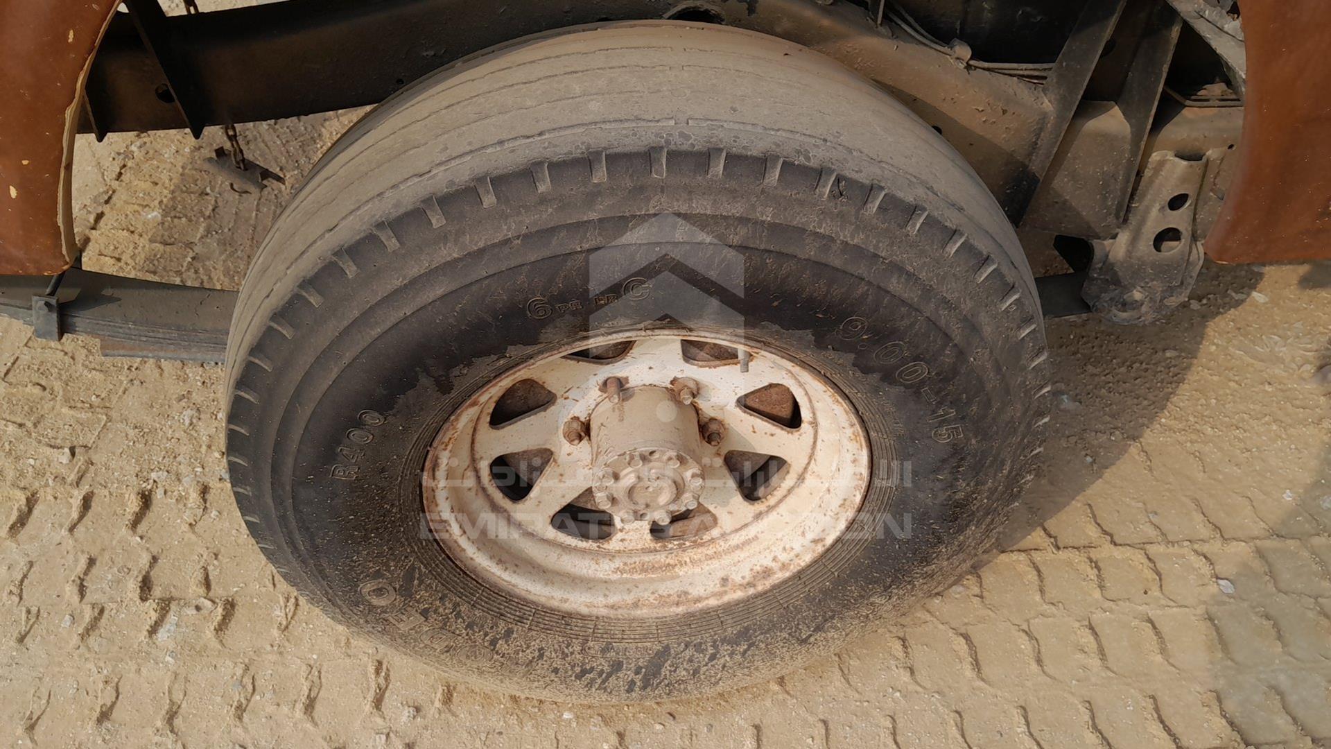 0 NISSAN PICKUP VIN: UGY60-000937