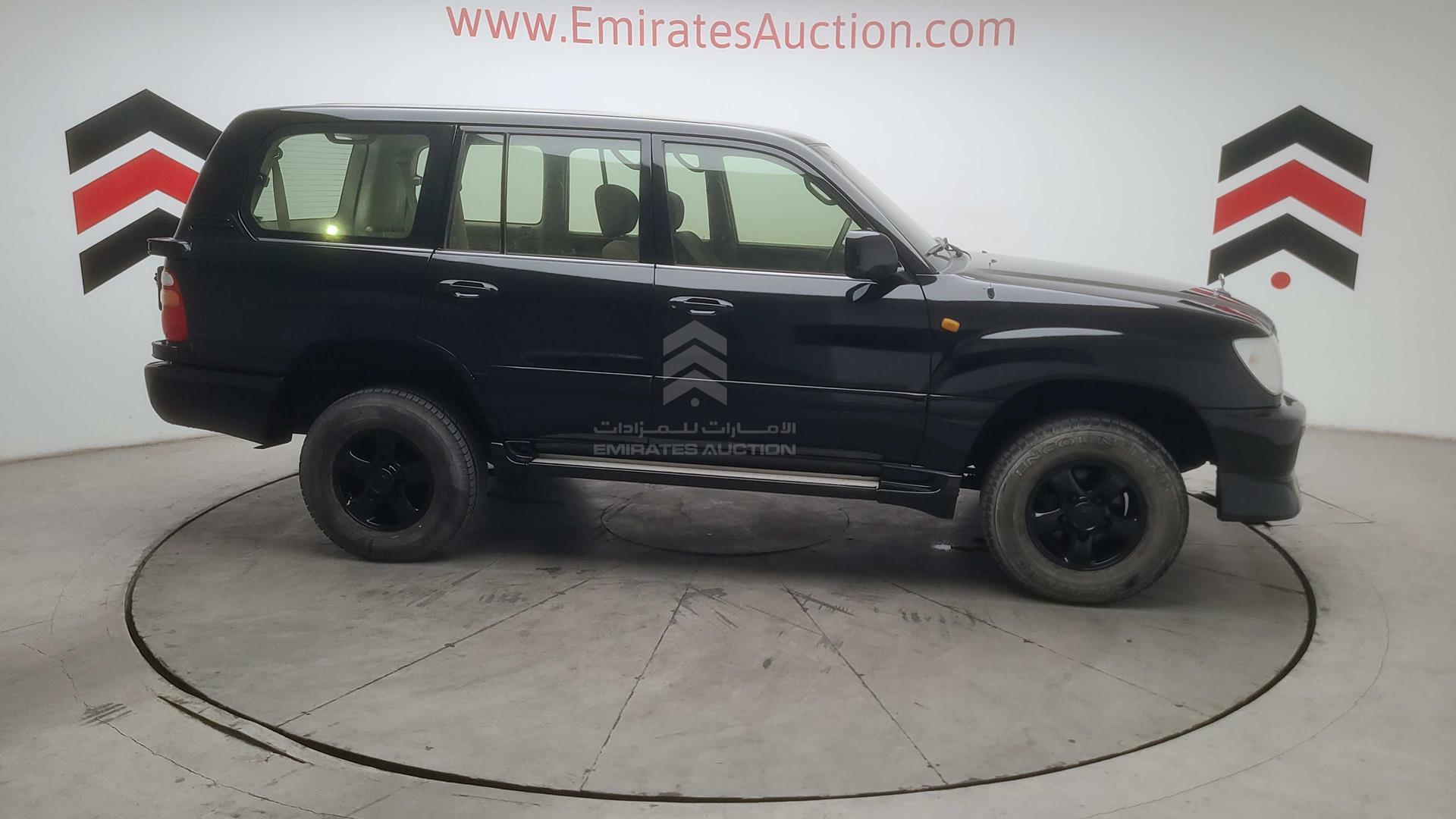 2002 TOYOTA LAND CRUISER VIN: JTEHJ09J725031906