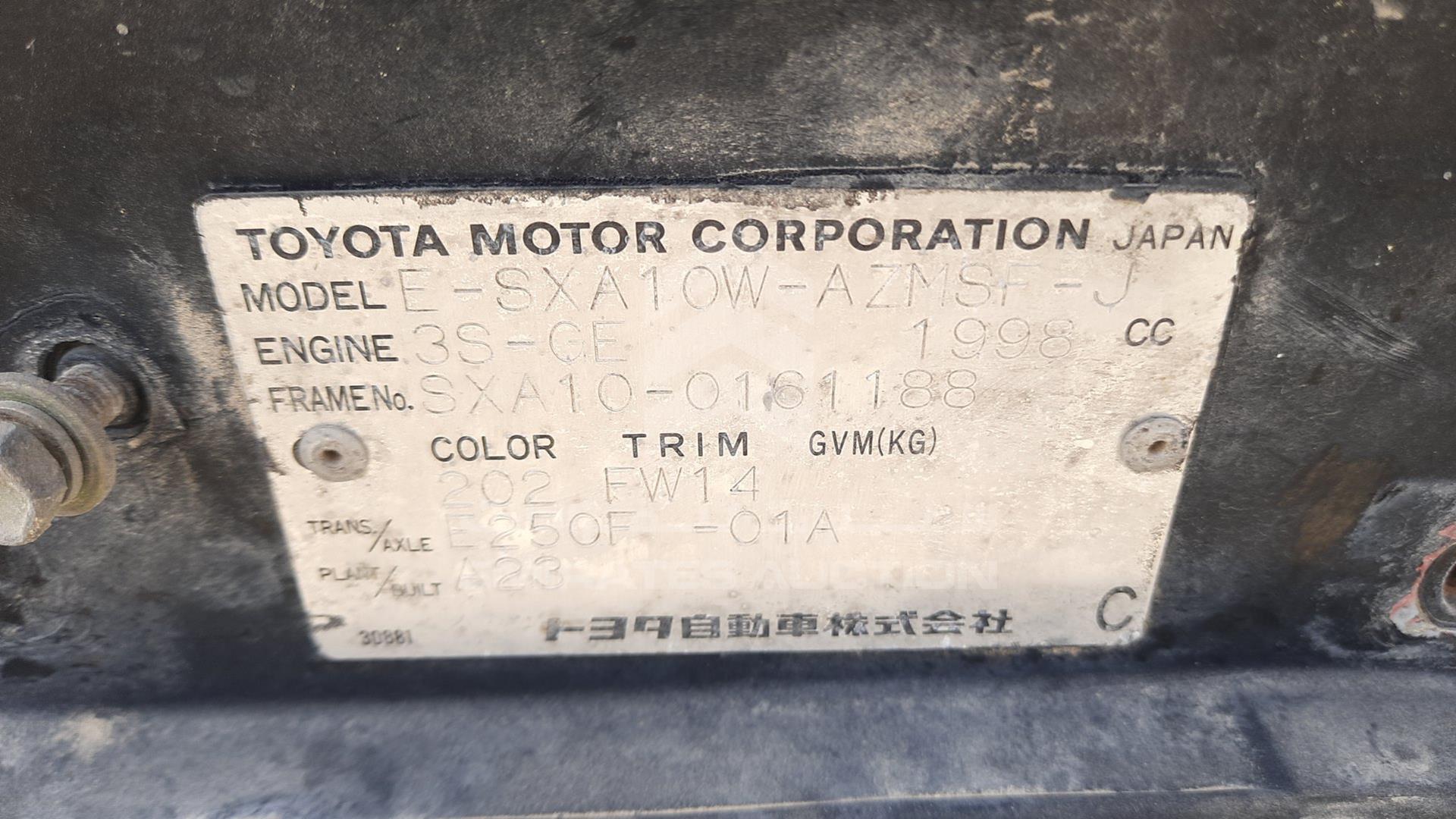 0 TOYOTA --- VIN: SXA100161188