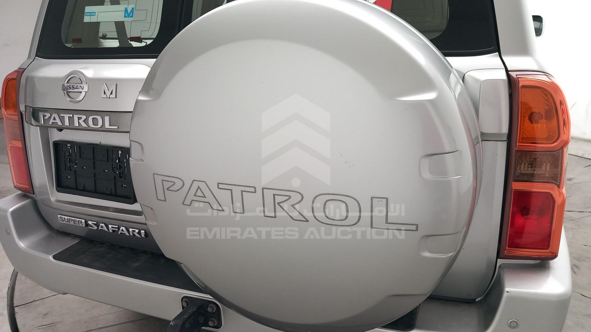 2009 NISSAN PATROL VIN: JN8FY15Y29X570386