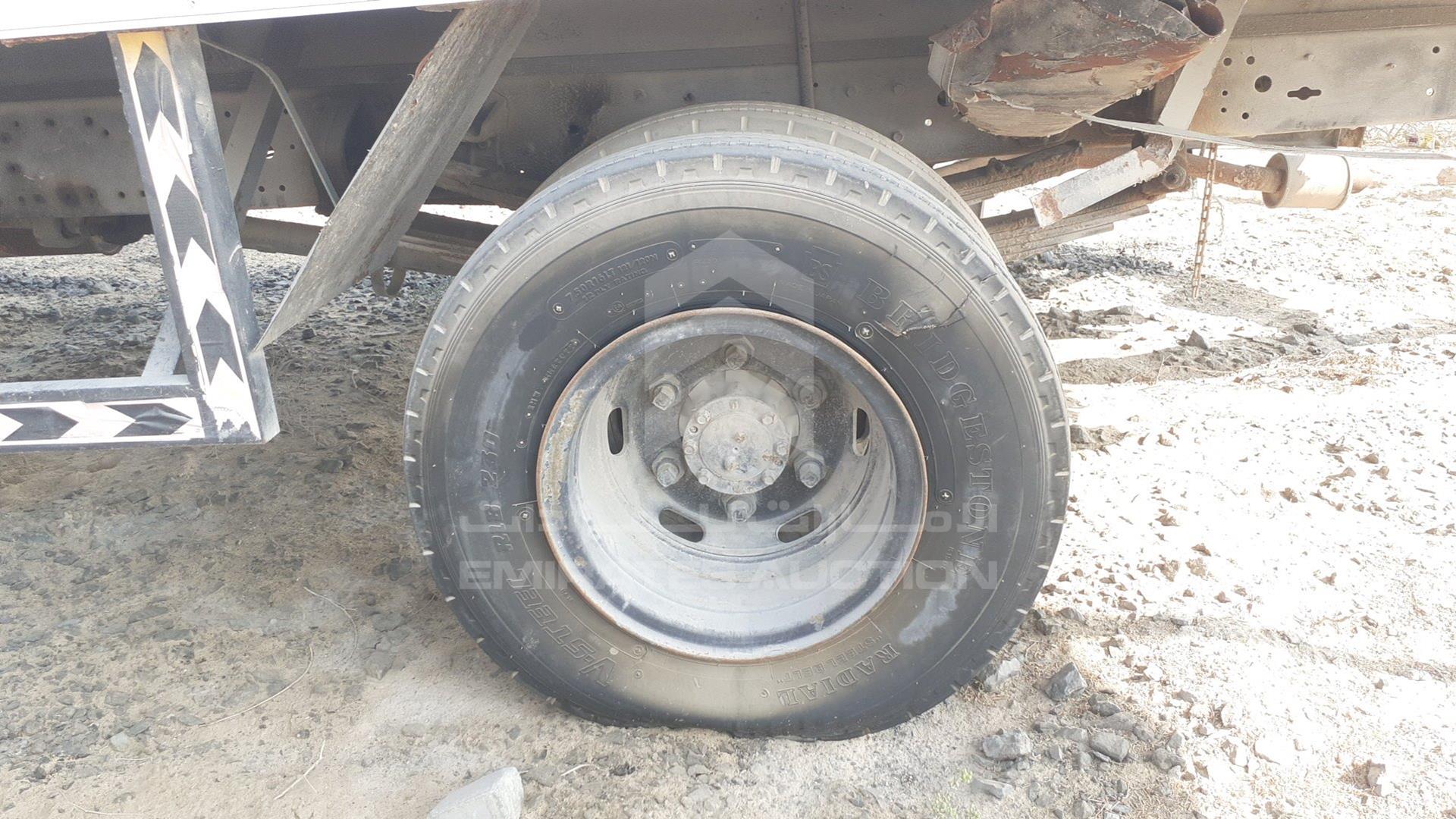 2005 MITSUBISHI CANTER VIN: JL6BCE6J45K003922