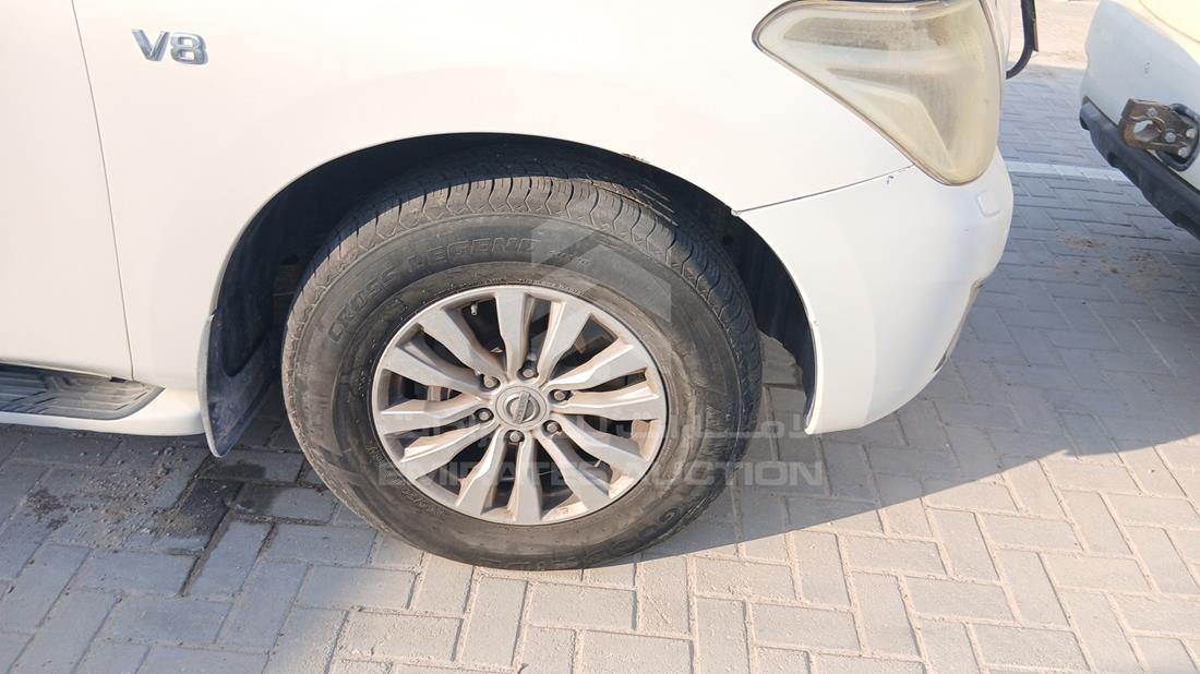 نيسان باترول 2019 — الإطار الأمامي الأيمن — صورة 28