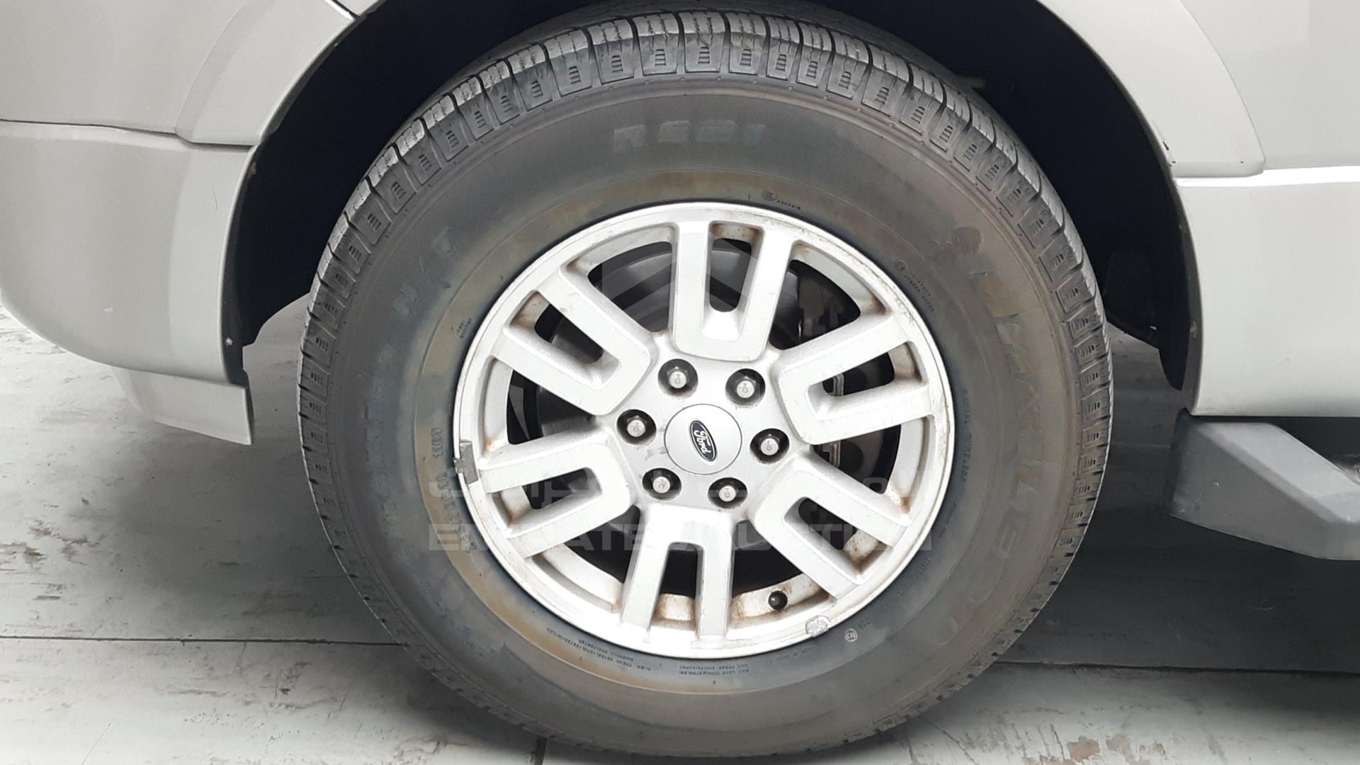 2008 FORD EXPEDITION VIN: 1FMFU16528LA64599