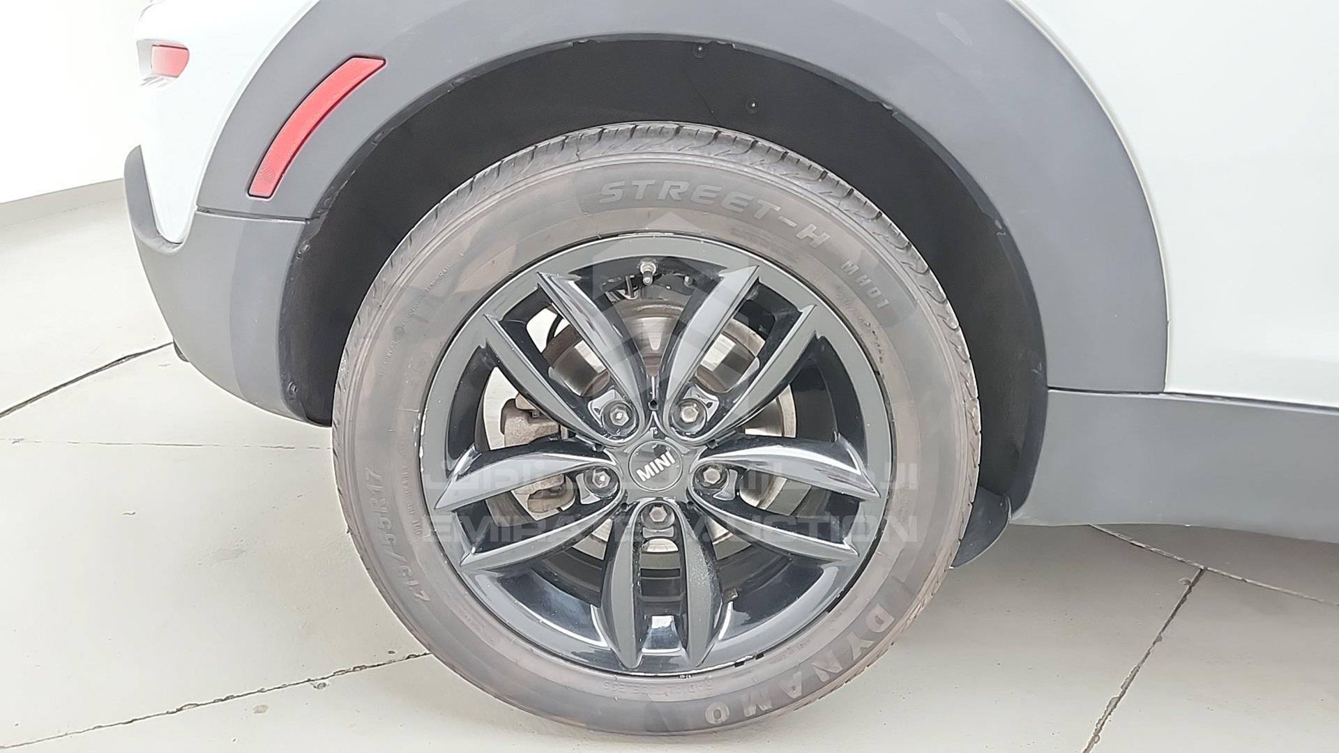 2014 MINI PACEMAN VIN: WMWSS1C50EWN94767
