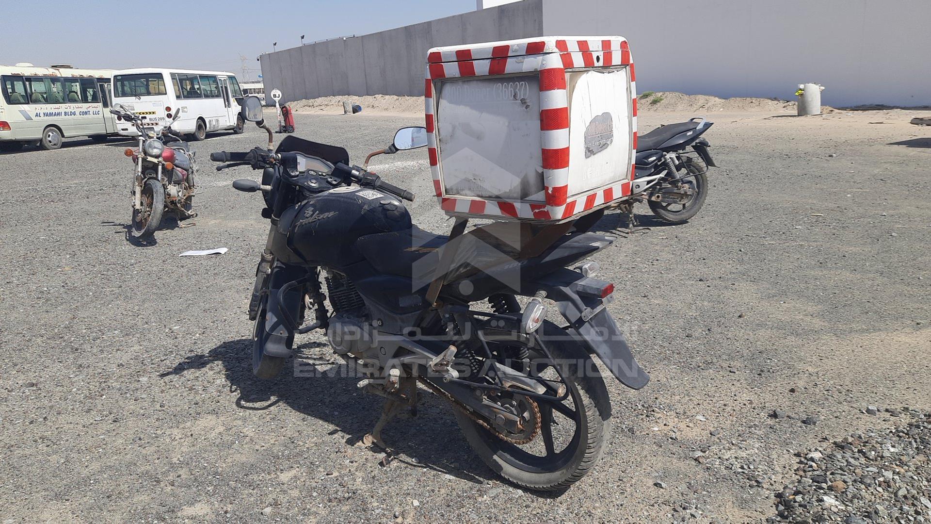 2014 BAJAJ PULSAR 180CC VIN: MD2A12DZ0ECA86015