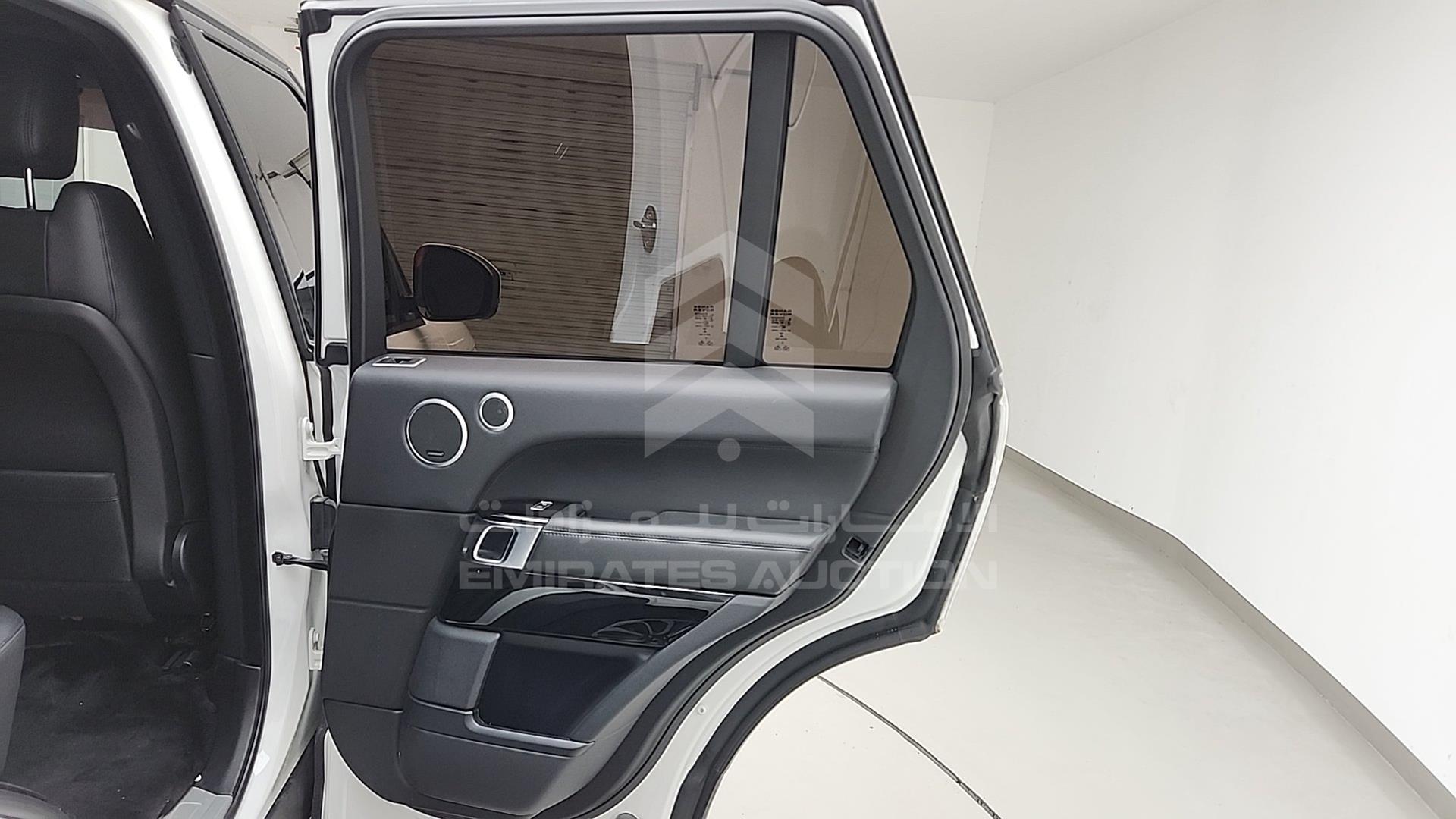 2016 RANGE ROVER VOGUE VIN: SALGA2DF3GA298871