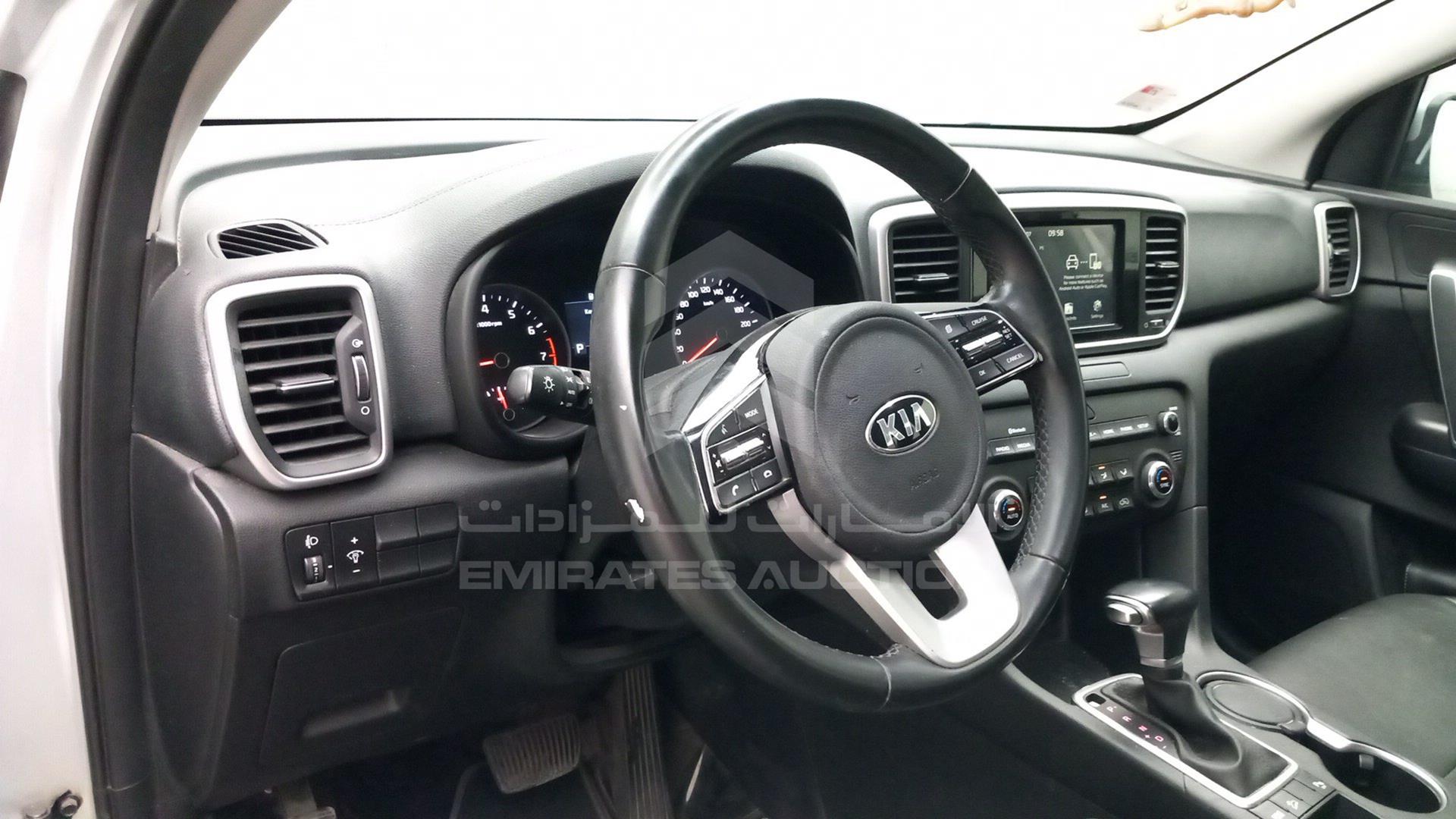 2020 KIA SPORTAGE VIN: U5YPH81A8LL845505