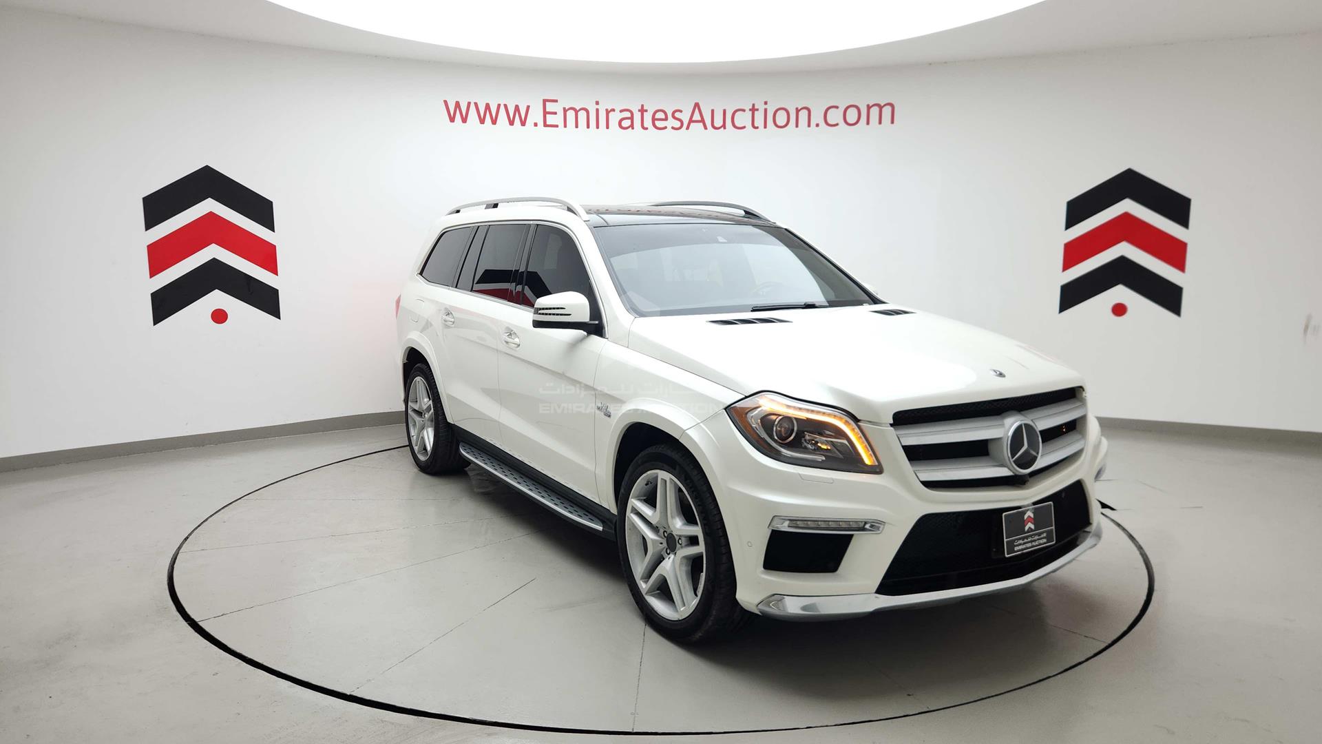 2015 MERCEDES GL 550 VIN: 4JGDF7DE7FA508690