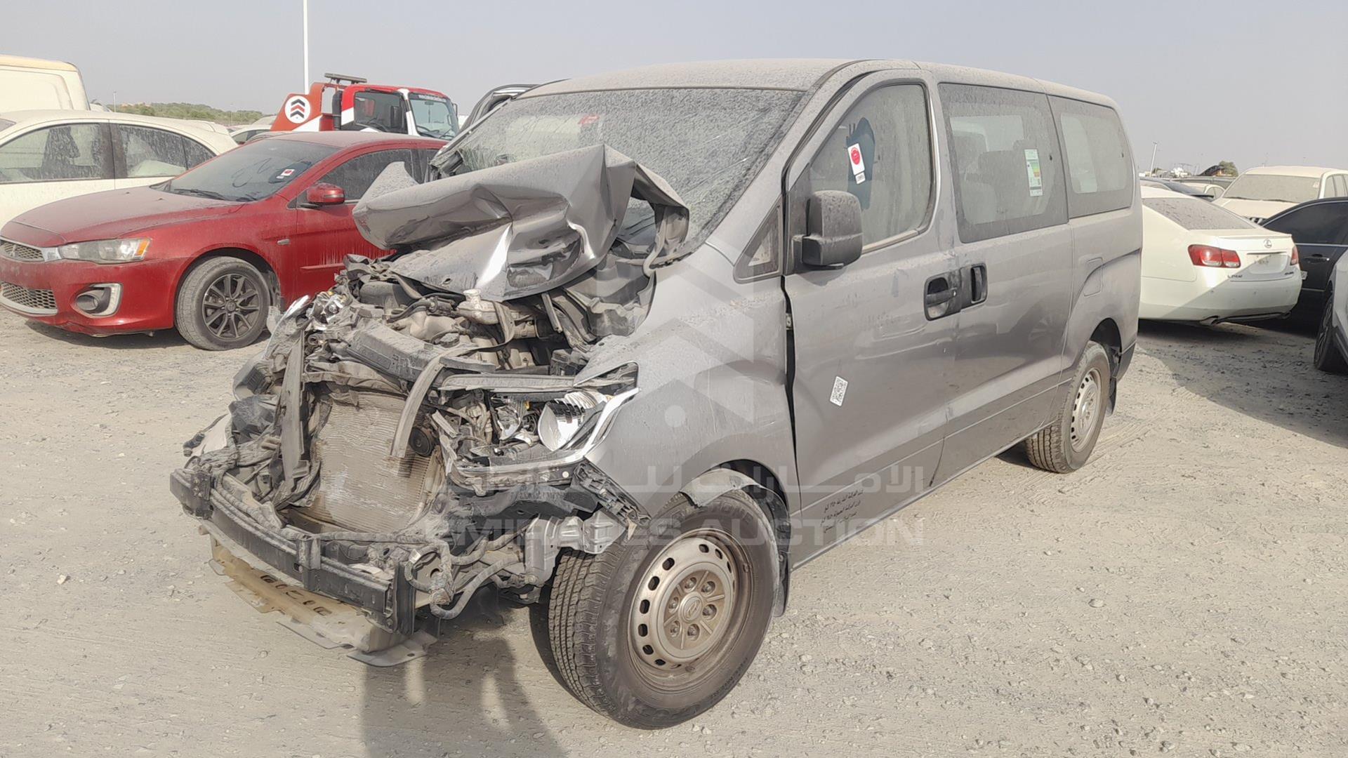 2020 HYUNDAI H1 VIN: KMJWA37R2LU128387