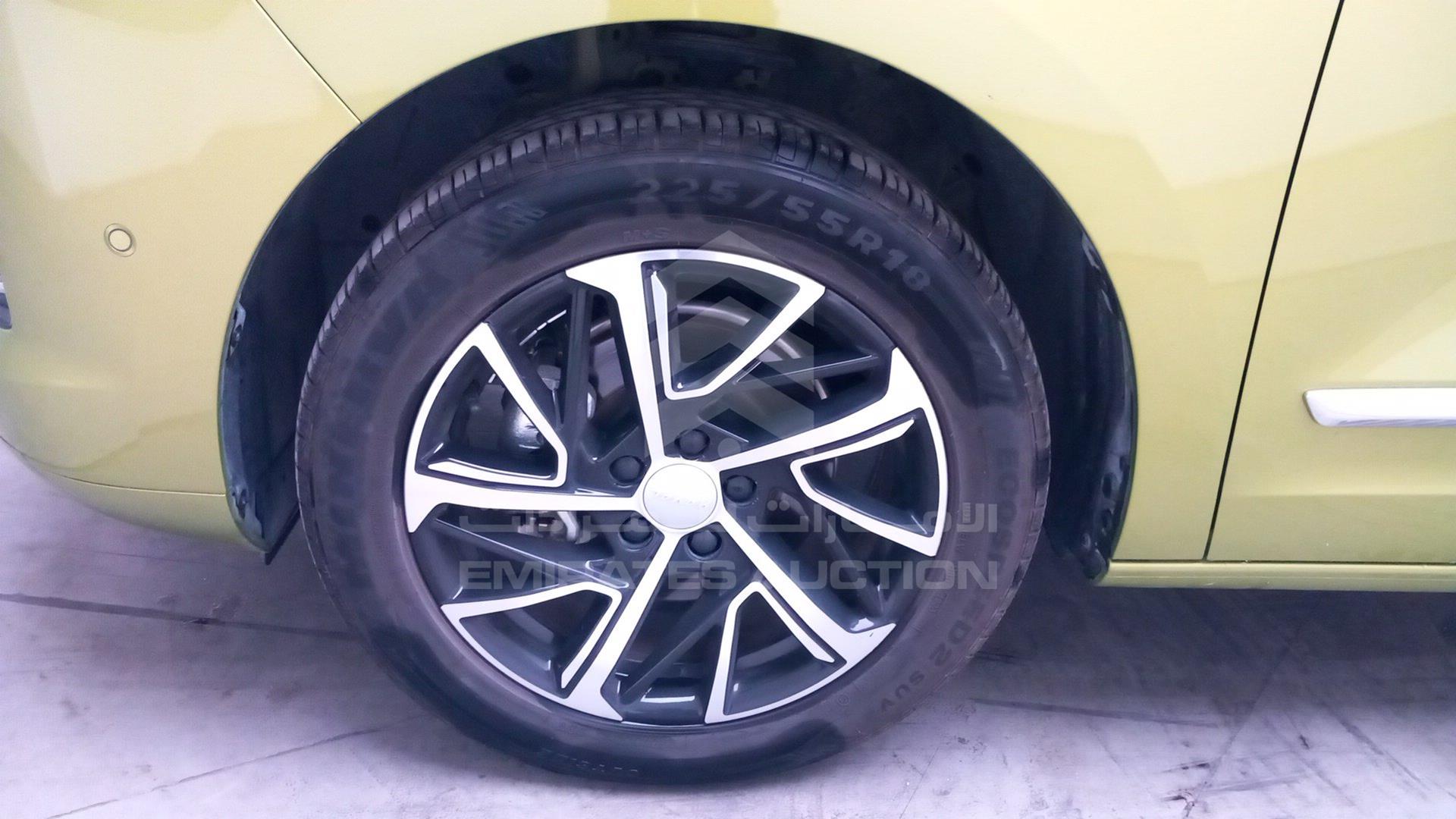 2022 HAVAL JOLION VIN: LGWEE4A51NK609464
