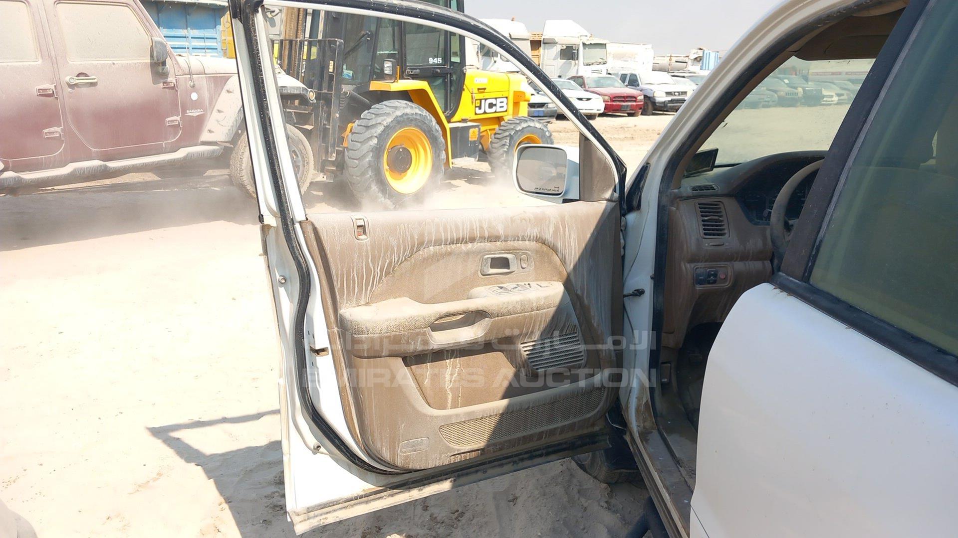 2004 HONDA MRV VIN: 2HKYF18164H700618