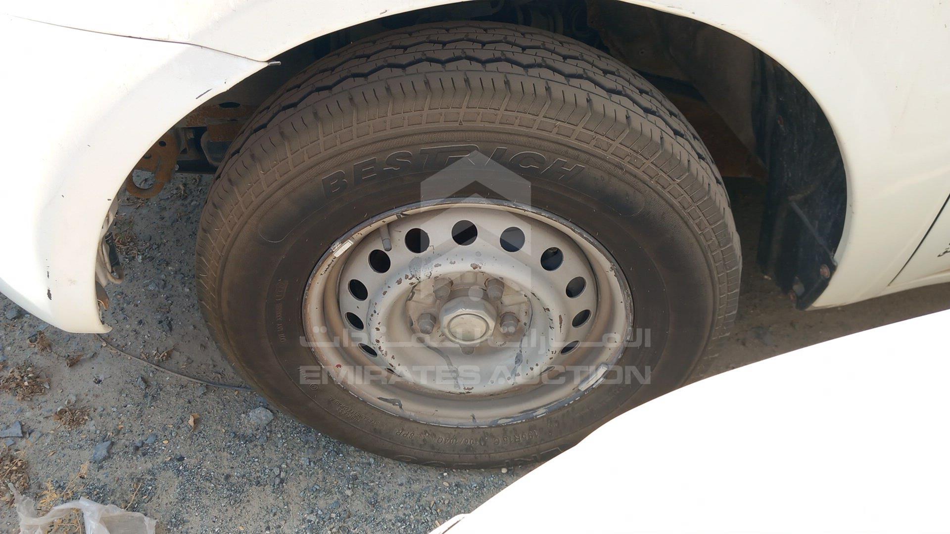 2011 MITSUBISHI L 200 VIN: MMBJNKA50BD026094