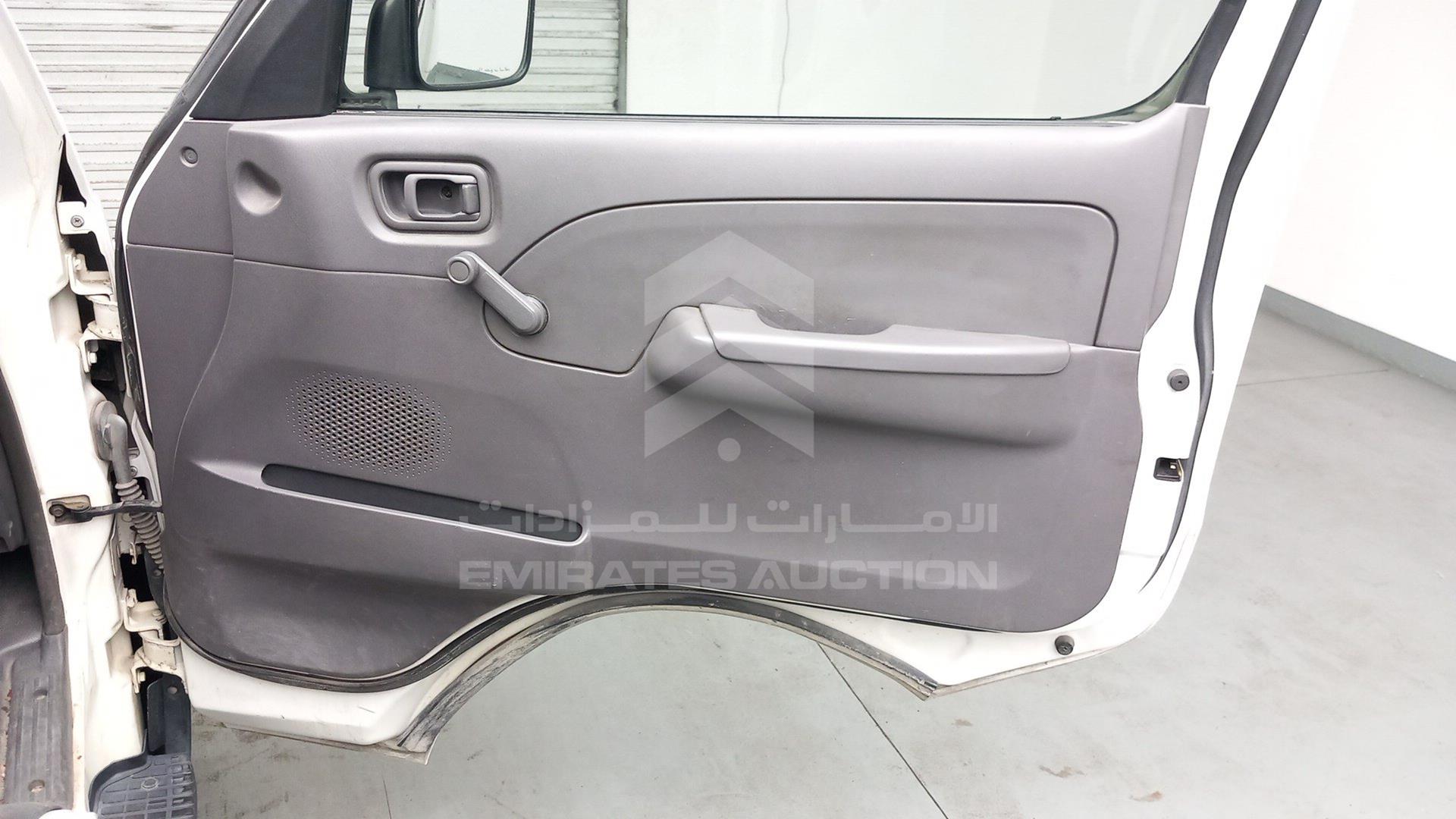 2005 NISSAN URVAN VIN: JN6FE52S05X407822