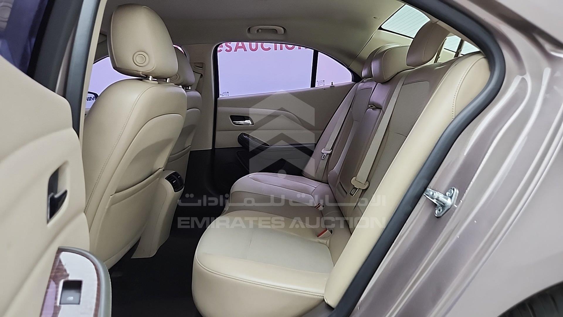 2015 CHEVROLET MALIBU VIN: KL1GJ5DU4FB032332