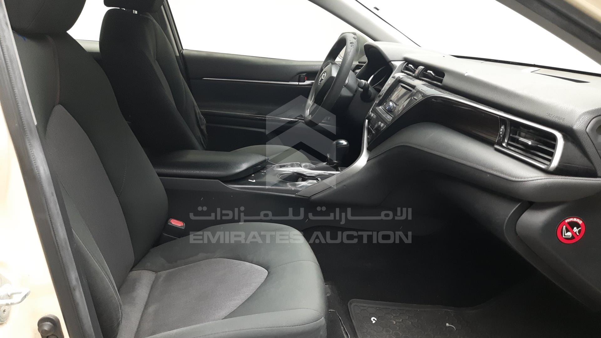 2019 TOYOTA CAMRY HYBRID VIN: JTNB29HK5K3016303