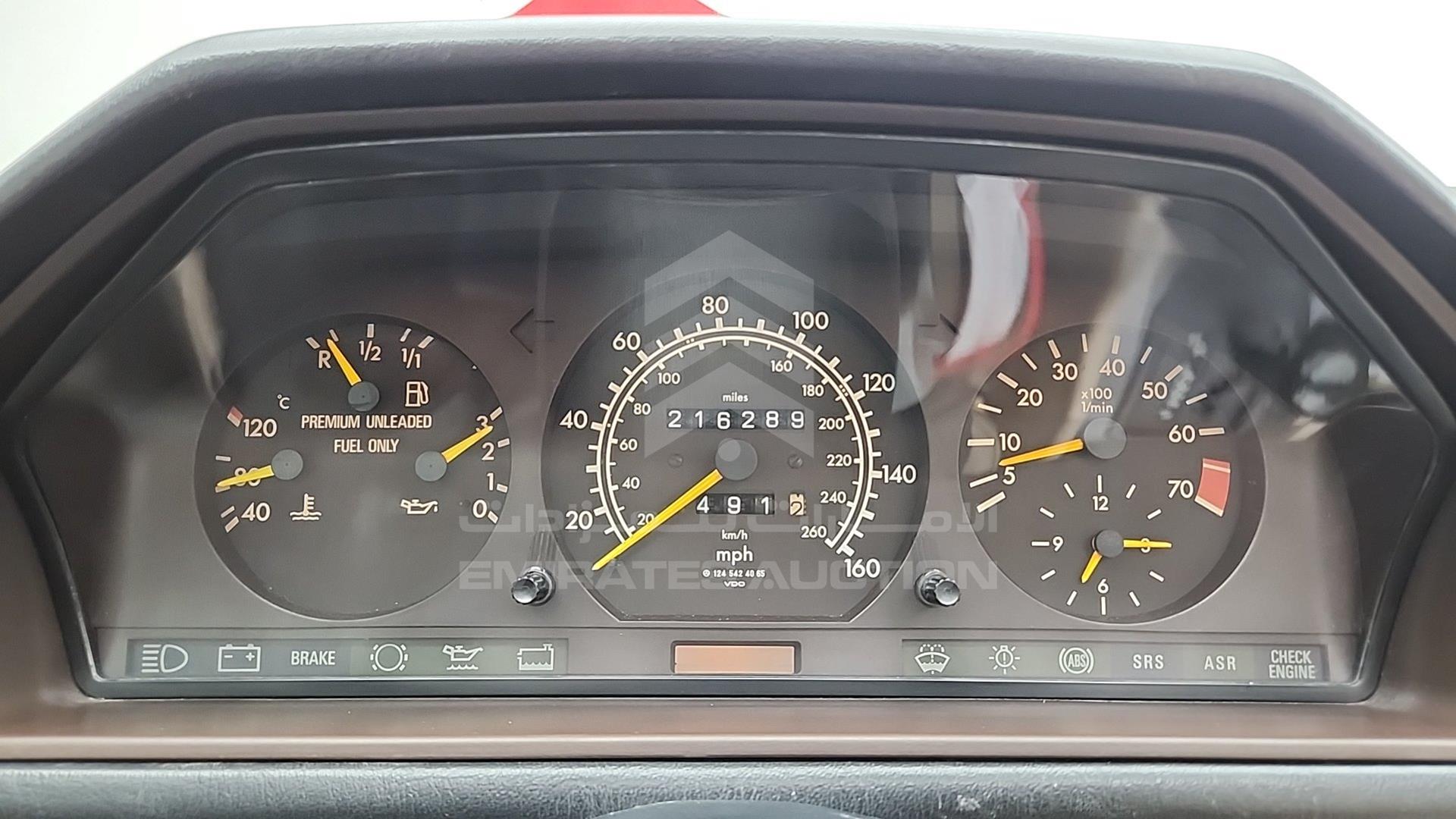 1995 MERCEDES E 320 VIN: WDBEA66E6SC280029