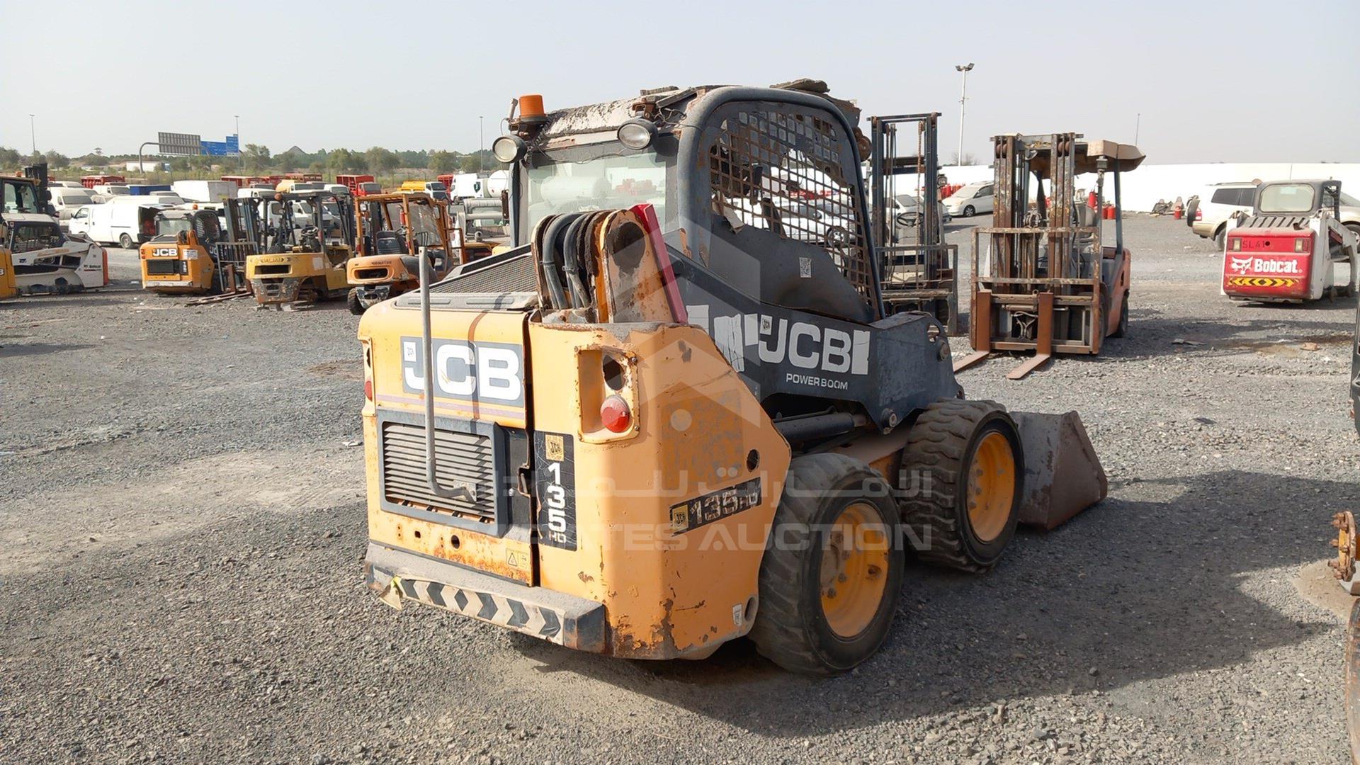 2017 JCB 135HD VIN: HAR135WSE02431981