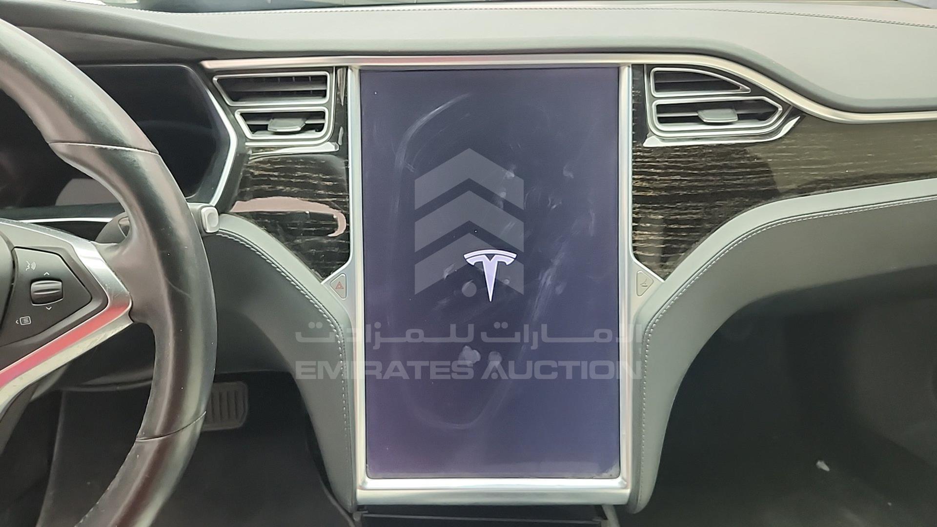 2018 TESLA MODEL S VIN: 5YJSA7E22JF237780
