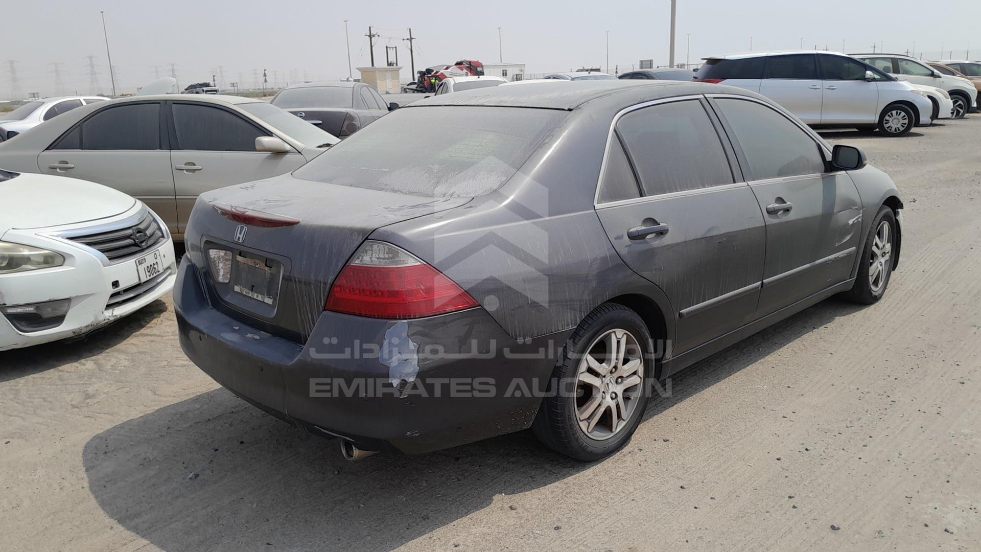 2006 HONDA ACCORD VIN: JHMCM56526C413951
