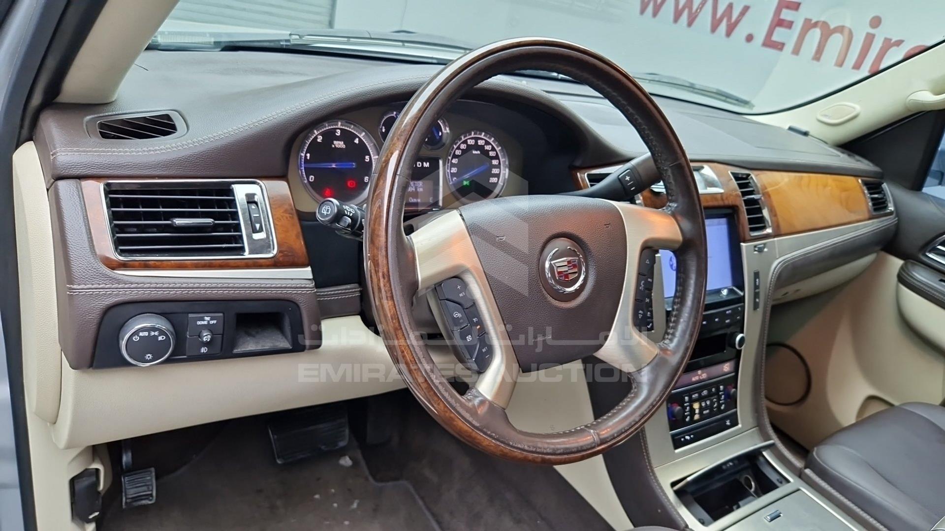 2014 CADILLAC ESCALADE VIN: 1GYS47EF0ER112197
