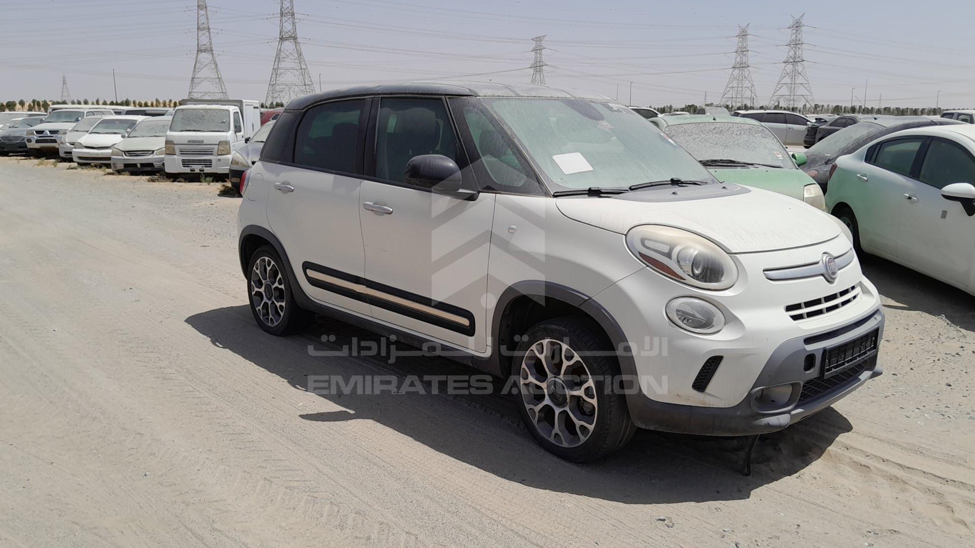 2015 FIAT 500L VIN: ZFBCFADH8FZ031859
