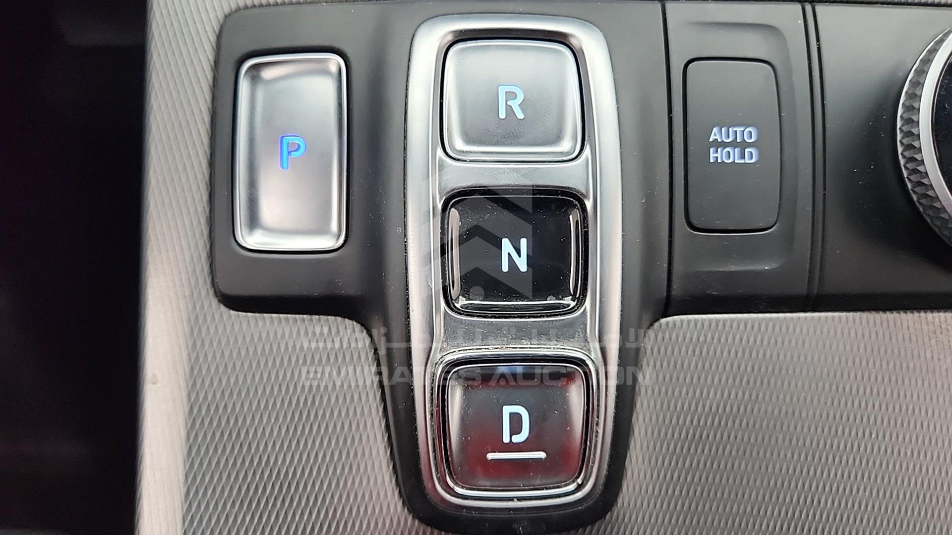 2020 HYUNDAI PALISADE VIN: KM8R1DHE7LU030374