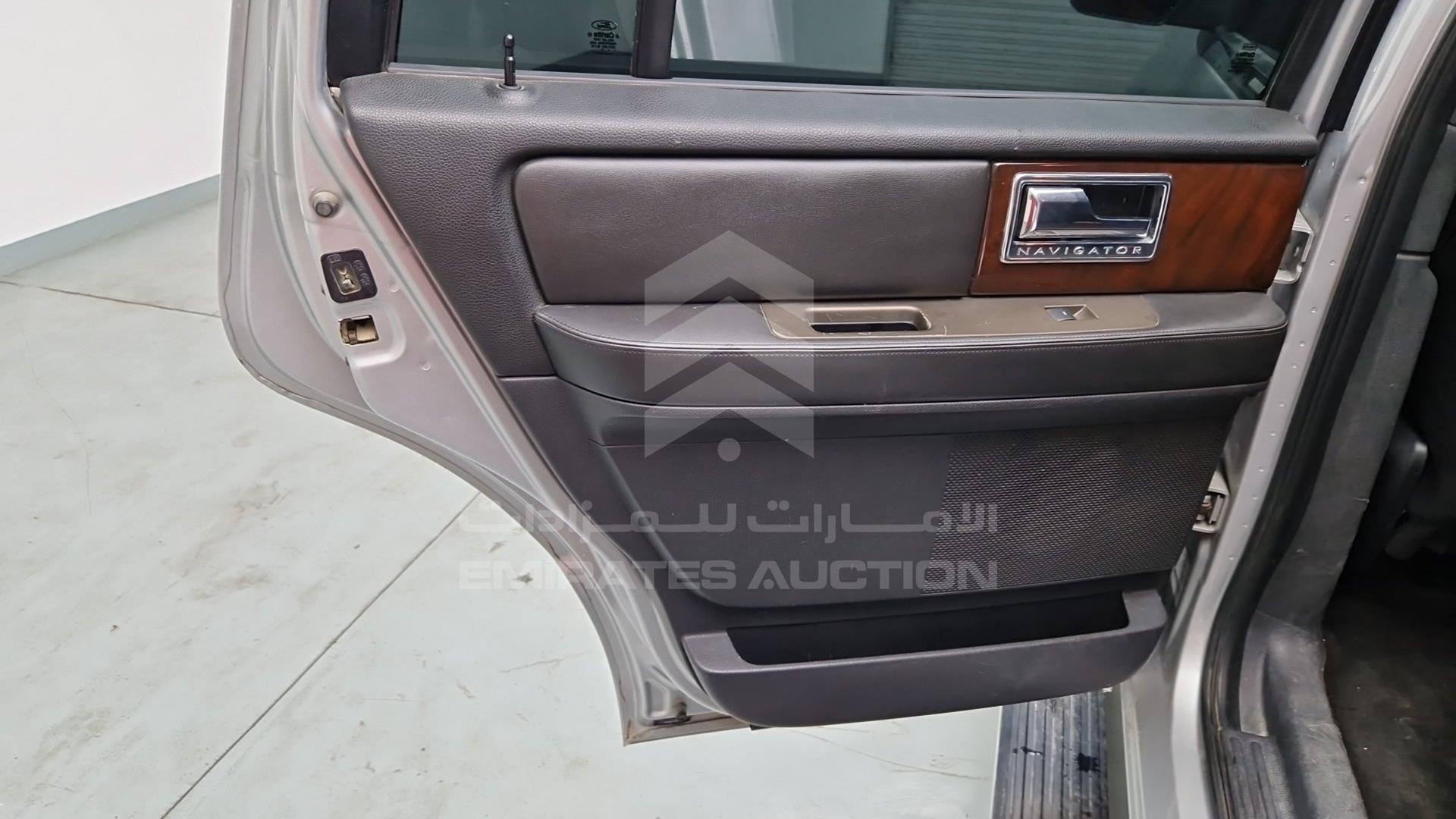 2012 LINCOLN NAVIGATOR VIN: 5LMJJ2J50CEL02041