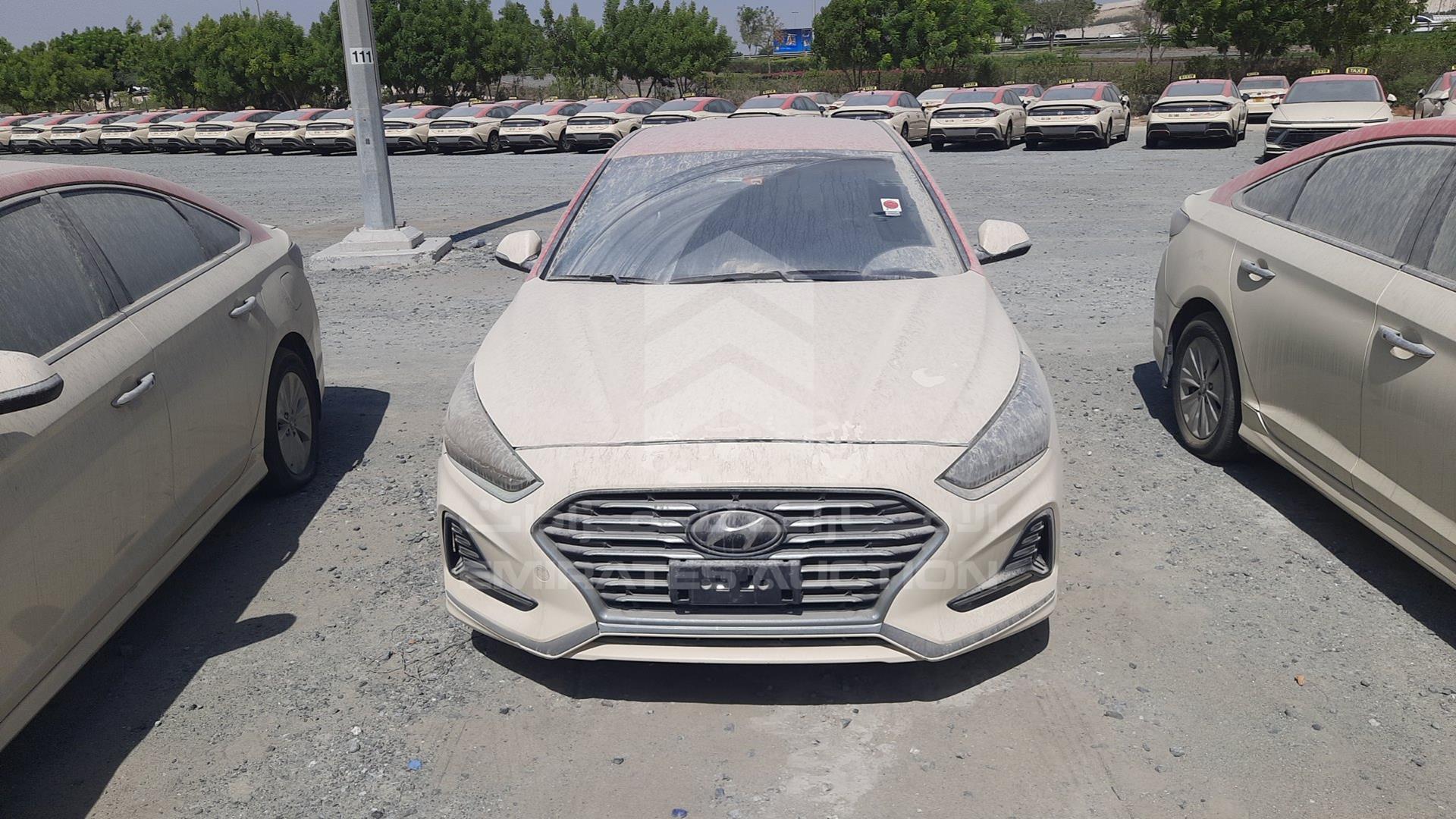 2019 HYUNDAI SONATA VIN: KMHE24136KA093020